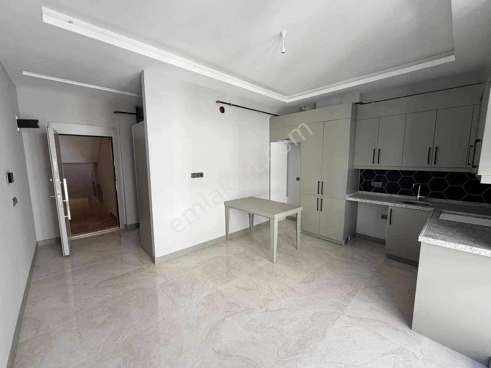 Türk-iş Medical Park Arkası 1+1 Lüks Daire — fotoğraf 4