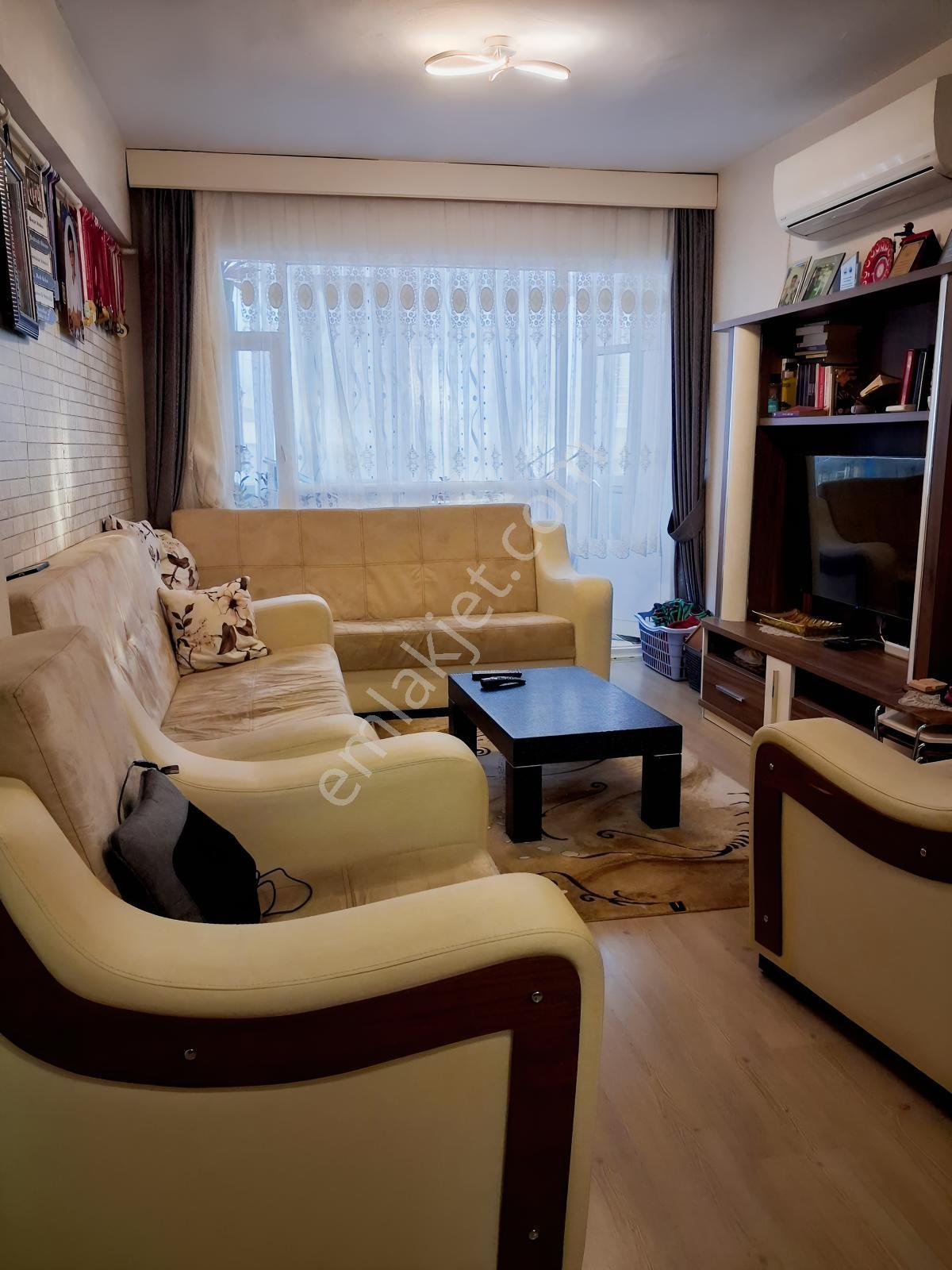 Gemlik Merkezde 3+1 Çift Çephe Satılık Ara Kat Daire — fotoğraf 7