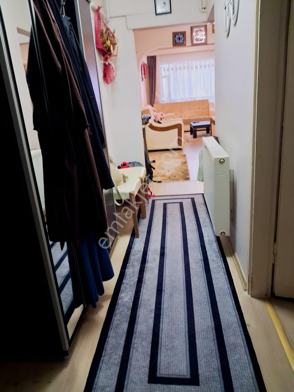 Gemlik Merkezde 3+1 Çift Çephe Satılık Ara Kat Daire — fotoğraf 27