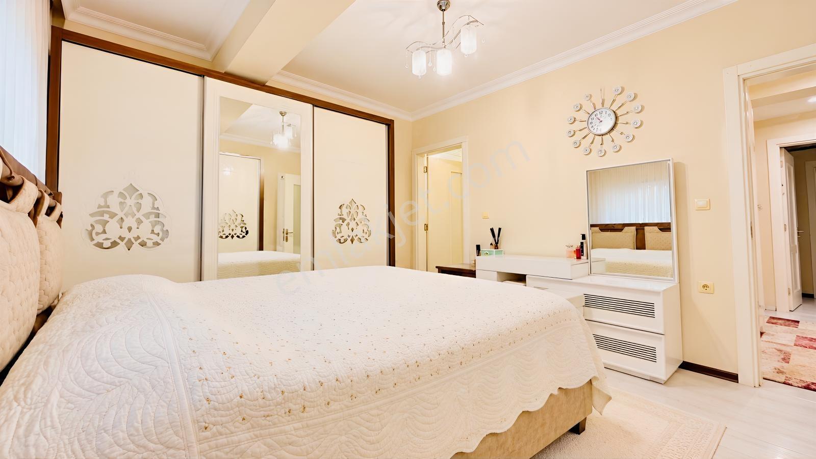 Demirler'den Kuşpınar'da Köşe Parsel 4+1 Satılık Daire — fotoğraf 24