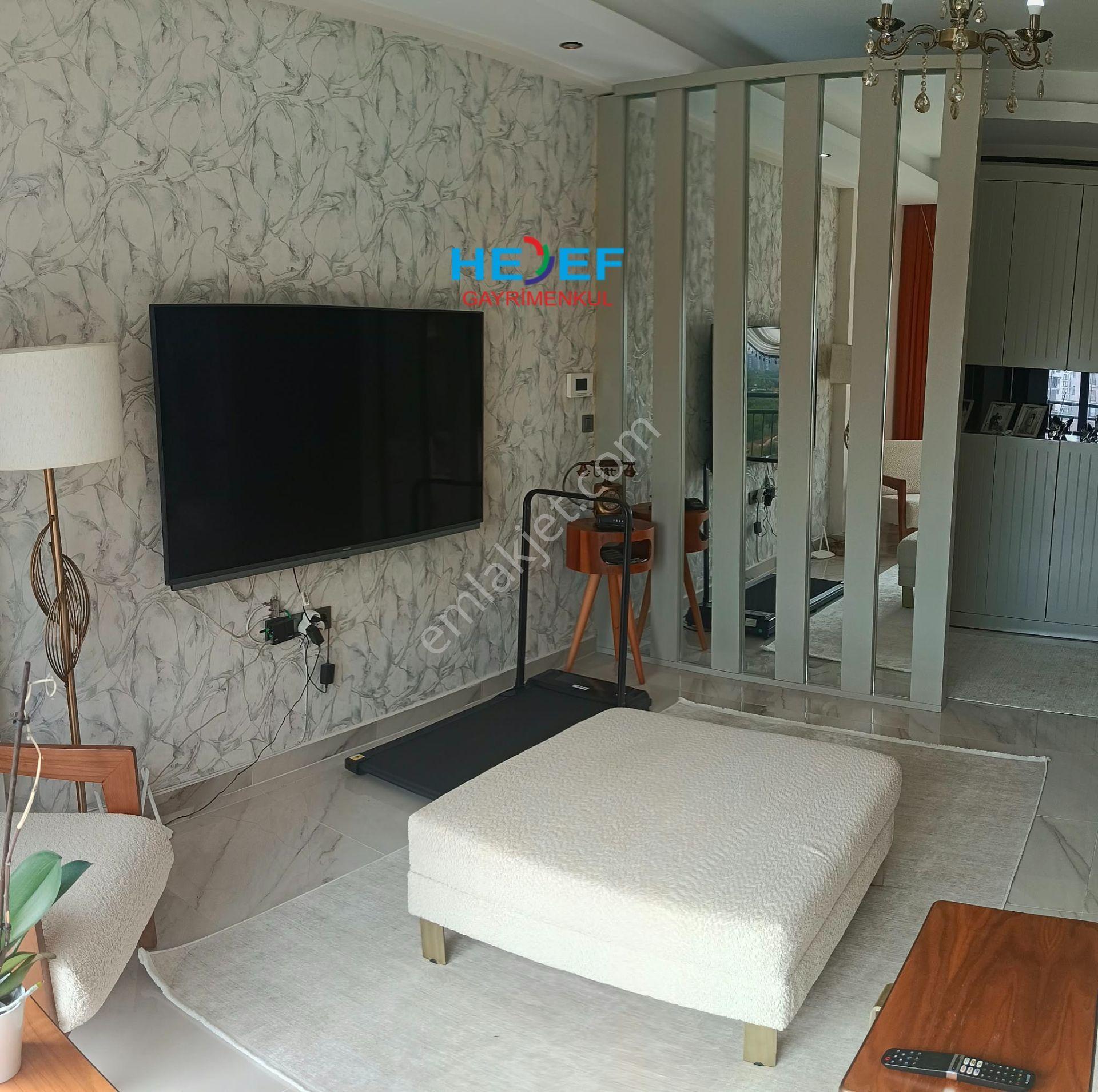 Hedef'ten Eski Mezitli'de Site İçerisinde Havuzlu 3+1 Daire — fotoğraf 6