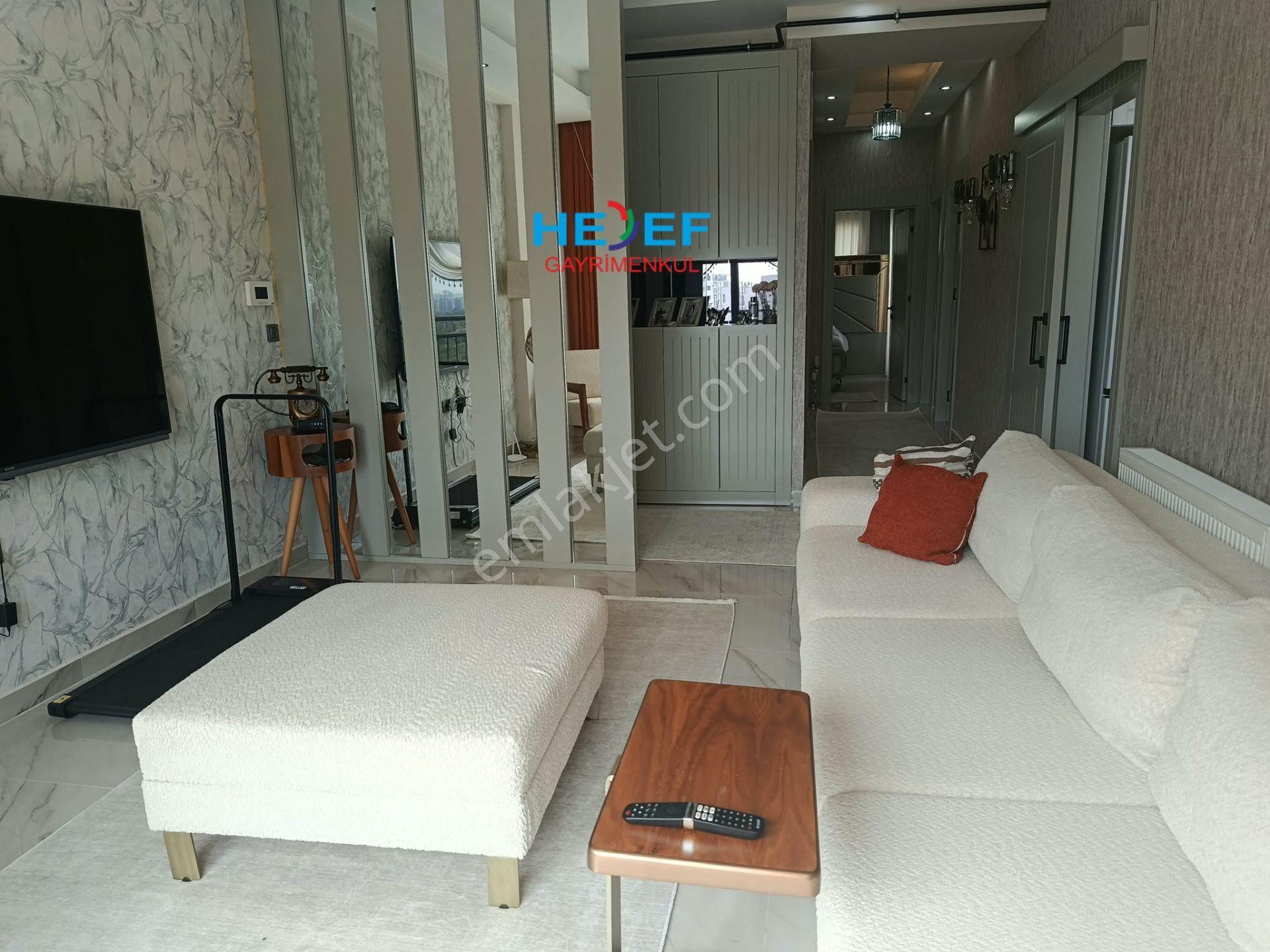 Hedef'ten Eski Mezitli'de Site İçerisinde Havuzlu 3+1 Daire — fotoğraf 7
