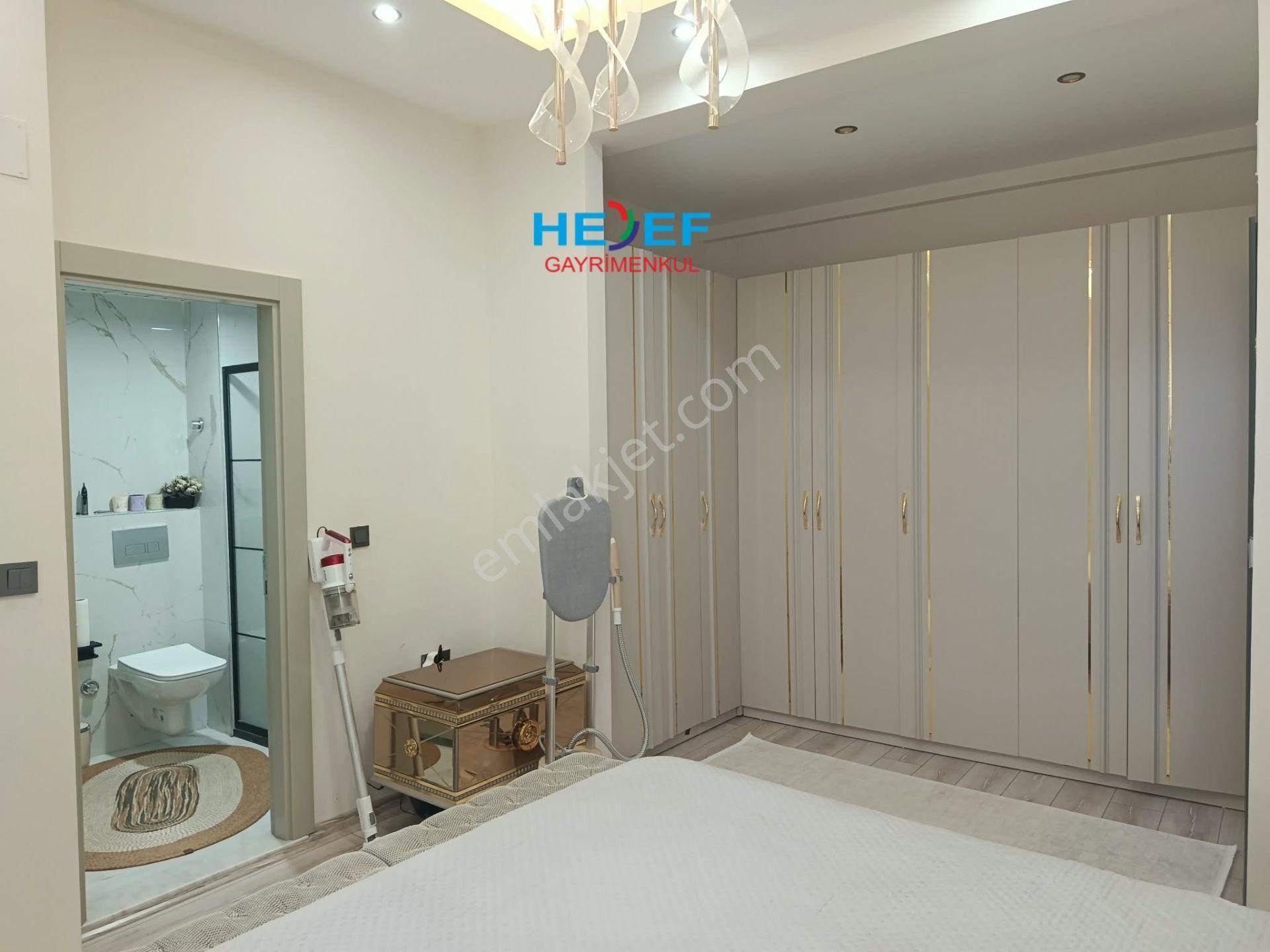 Hedef'ten Eski Mezitli'de Site İçerisinde Havuzlu 3+1 Daire — fotoğraf 13