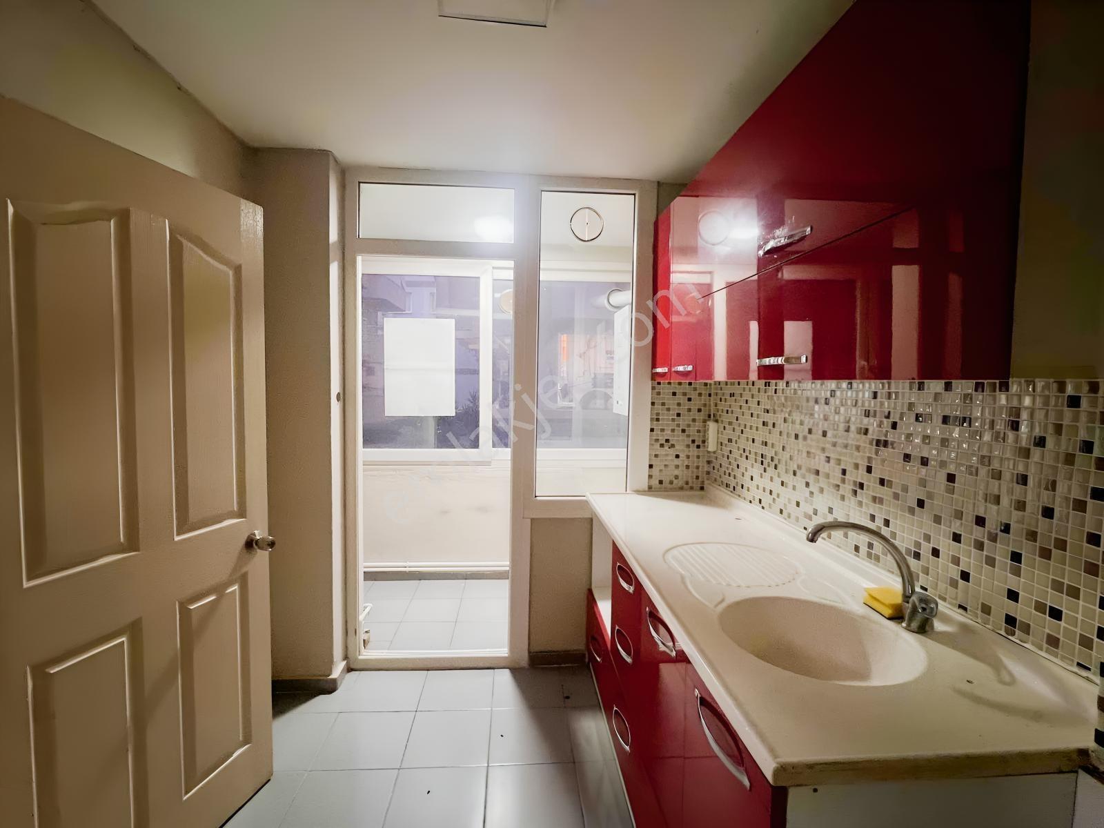 İnönü Caddesinde 3+1 Satılık Daire — fotoğraf 19