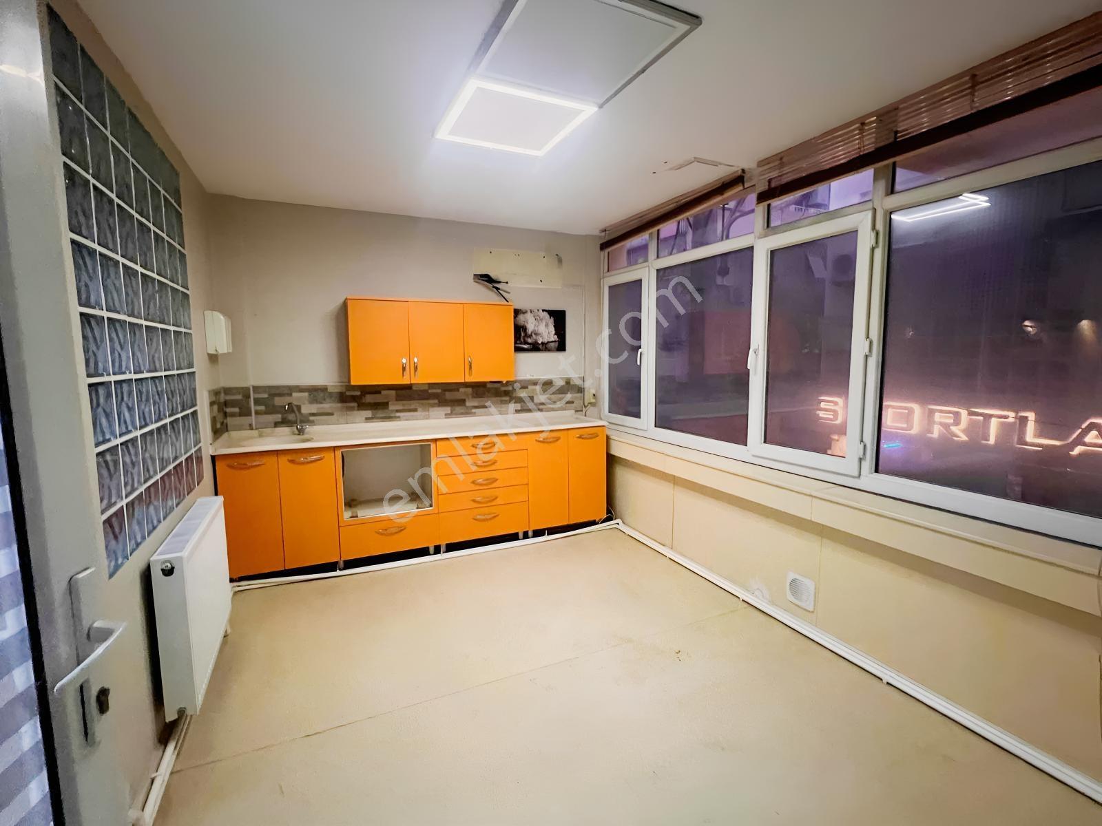 İnönü Caddesinde 3+1 Satılık Daire — fotoğraf 25