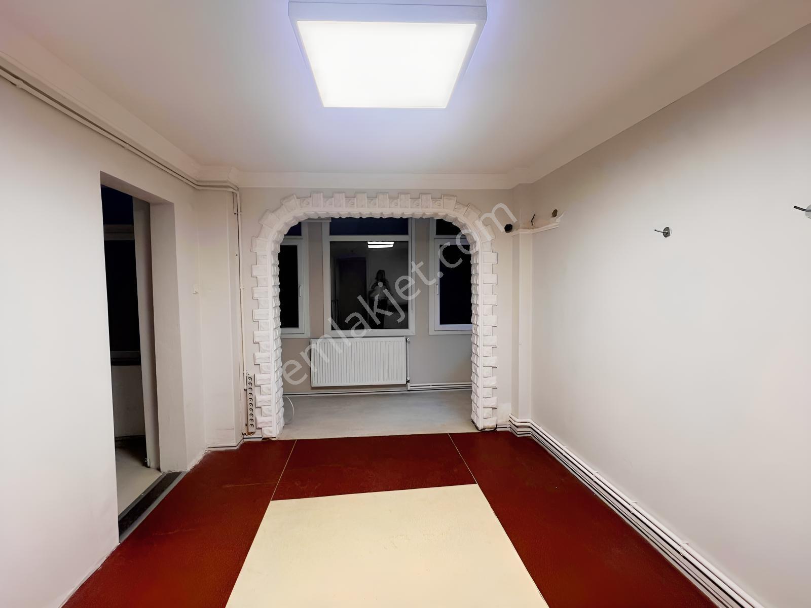 İnönü Caddesinde 3+1 Satılık Daire — fotoğraf 29
