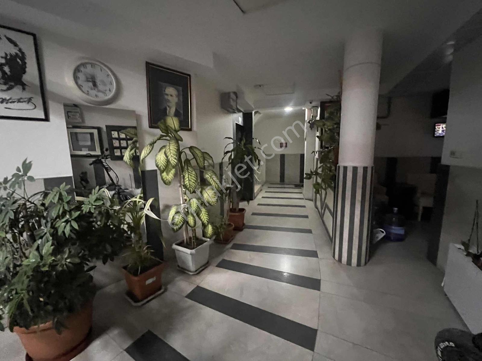 İnönü Caddesinde 3+1 Satılık Daire — fotoğraf 31