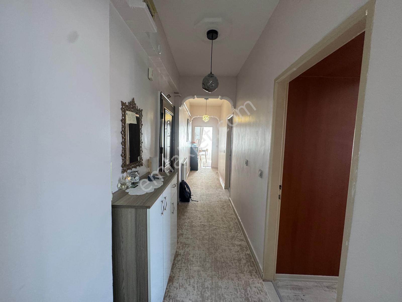 Rw Detay'dan Ömerağa Mahallesinde Satılık Yenilenmiş 3+1 Daire — fotoğraf 18