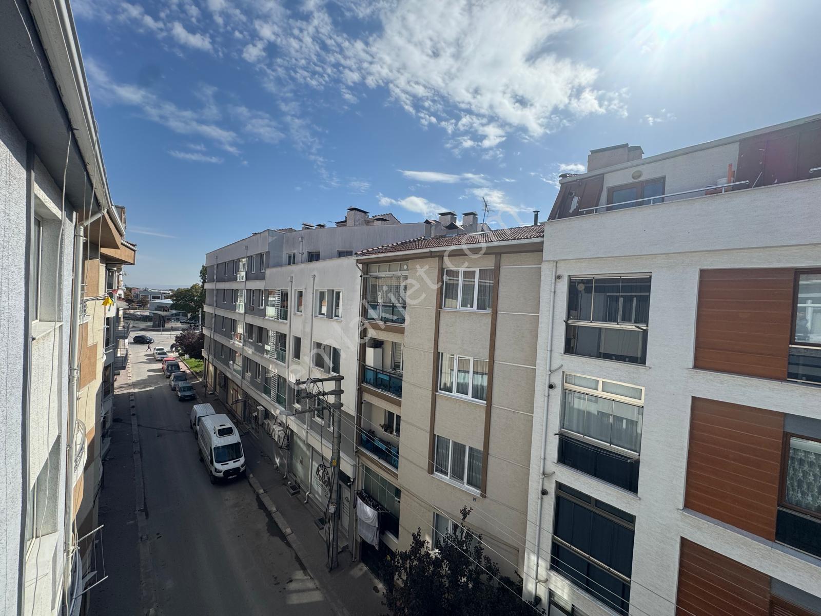 Rw Detay'dan Ömerağa Mahallesinde Satılık Yenilenmiş 3+1 Daire — fotoğraf 27