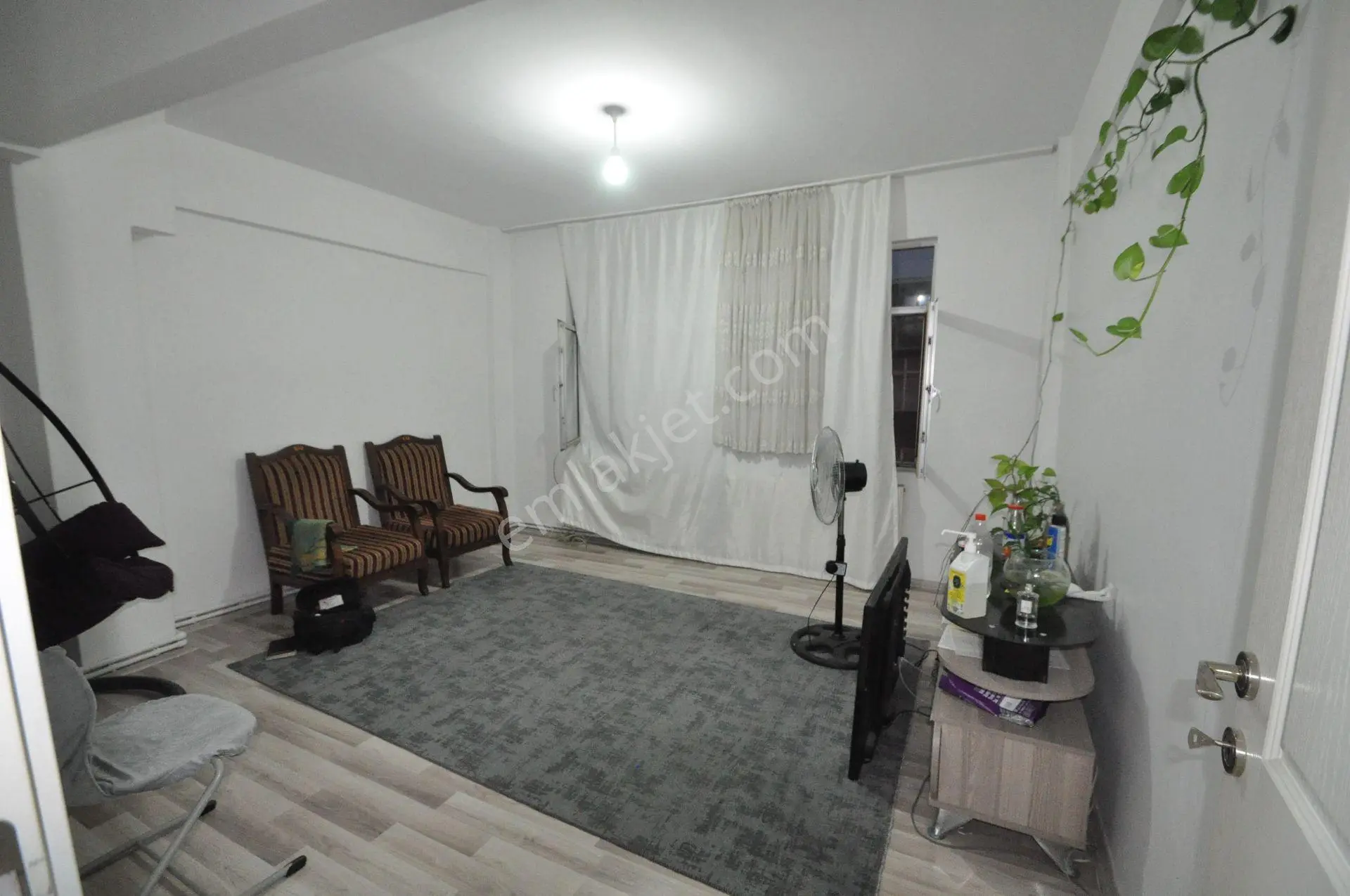 Bayrampaşa Kartaltepe Kaçmaz'Dan Satılık 2+1 Arakat Balkonlu Daire