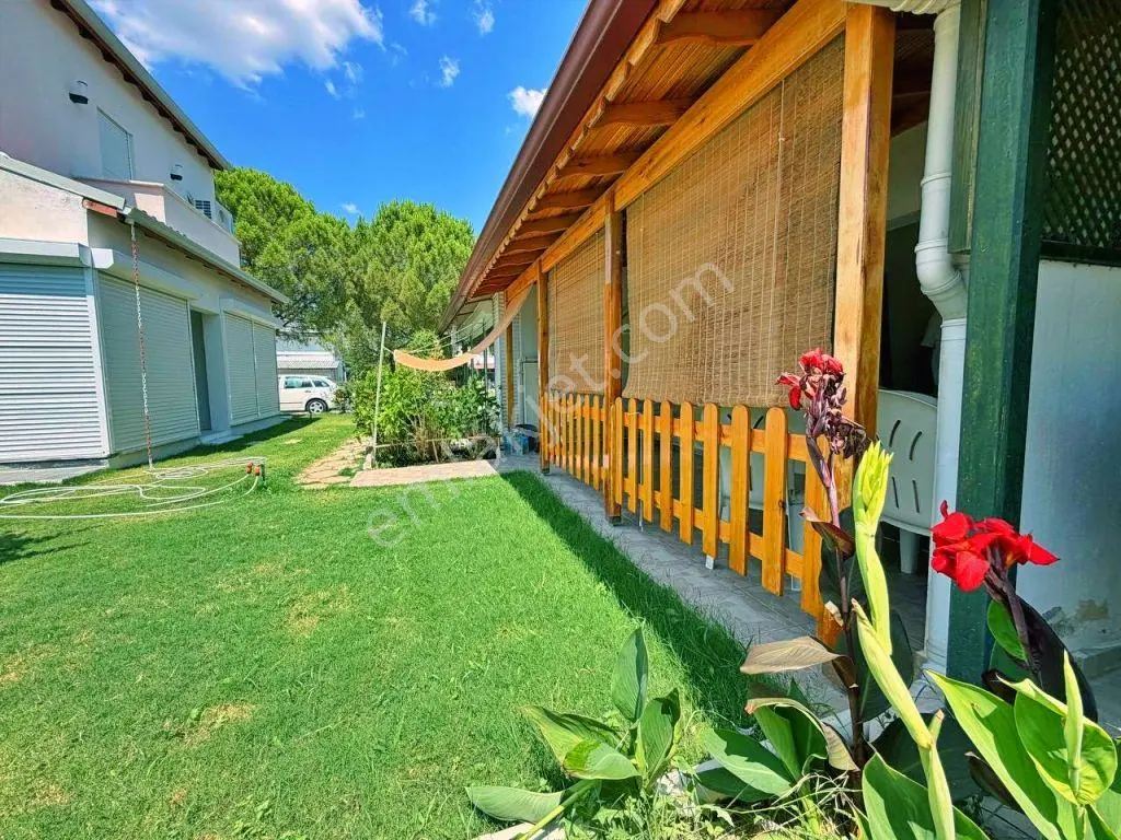 Yetkisi Uytundan Burhaniyede Denize 200 Metre Eşyalı 2+1 Villa — fotoğraf 3