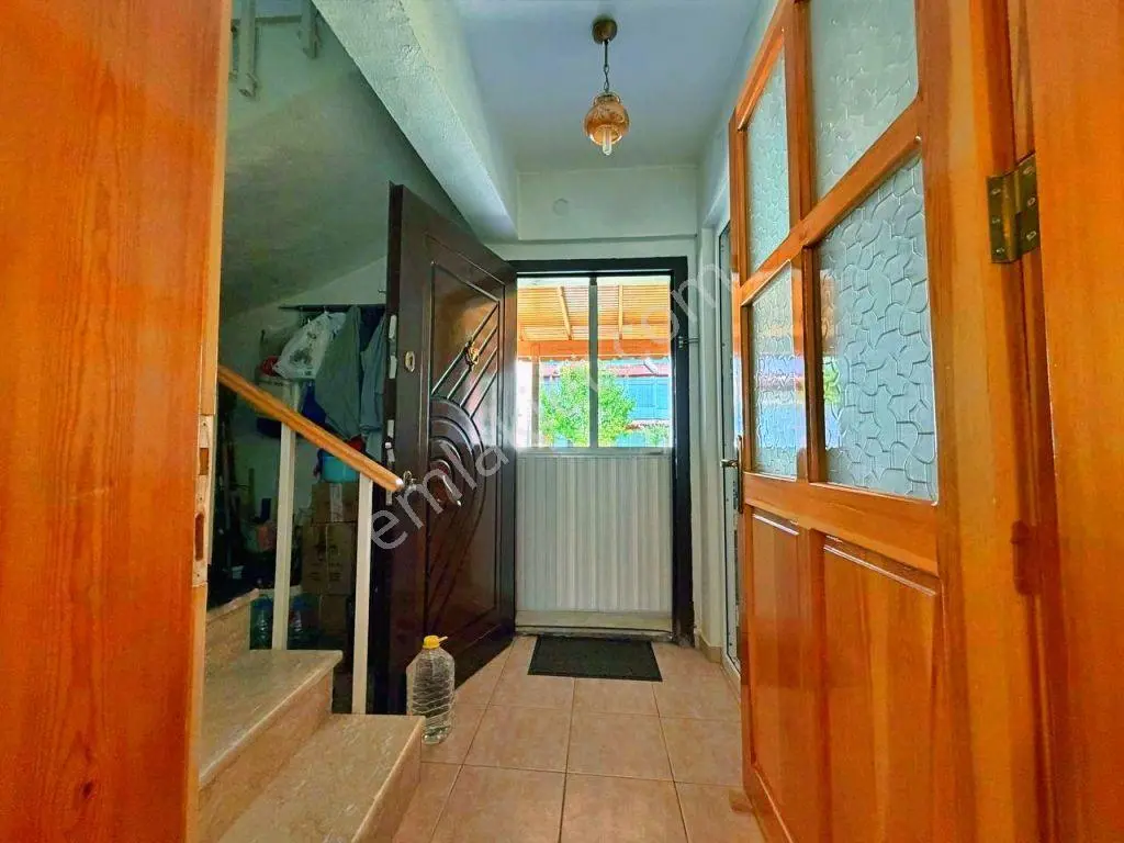 Yetkisi Uytundan Burhaniyede Denize 200 Metre Eşyalı 2+1 Villa — fotoğraf 34