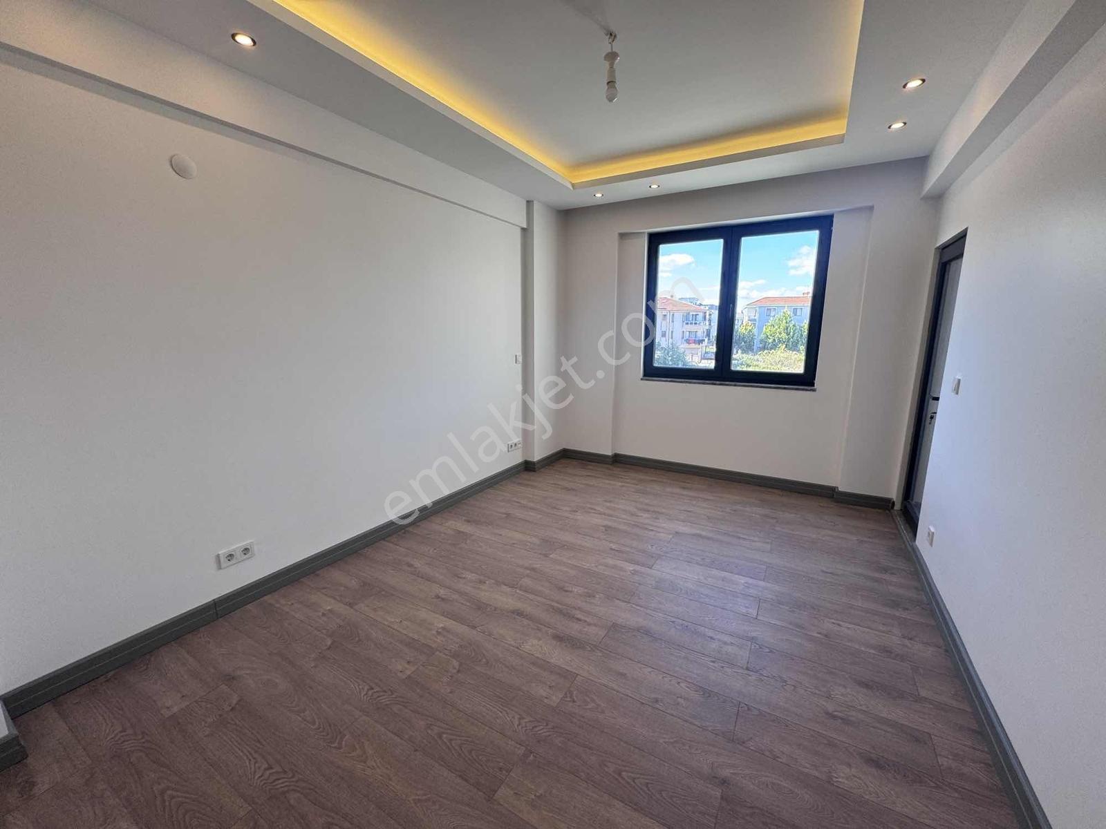 Remax Motto Nilüfer Toka'dan 5+1 İkiz Tripleks Villalar — fotoğraf 26