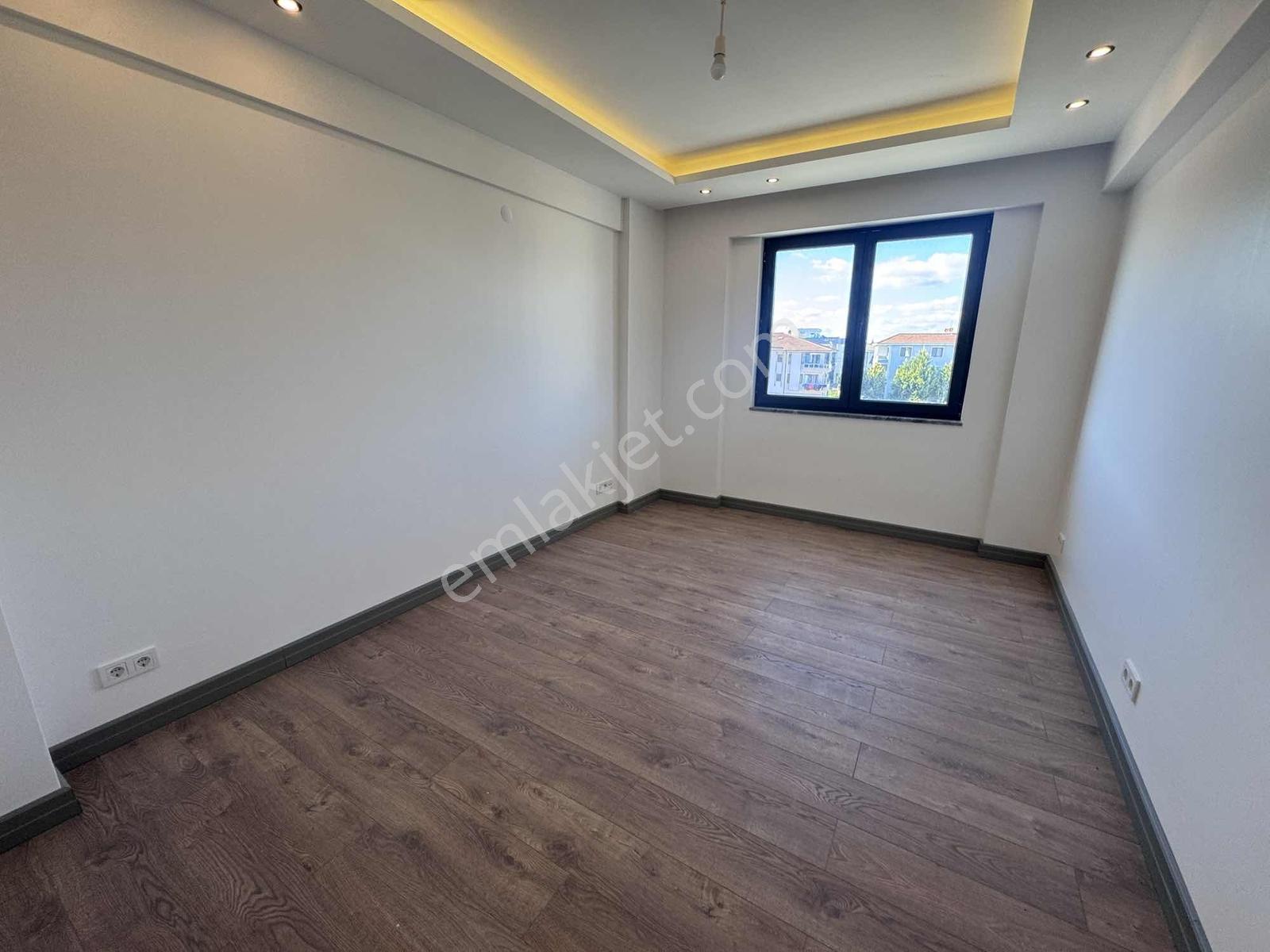 Remax Motto Nilüfer Toka'dan 5+1 İkiz Tripleks Villalar — fotoğraf 32
