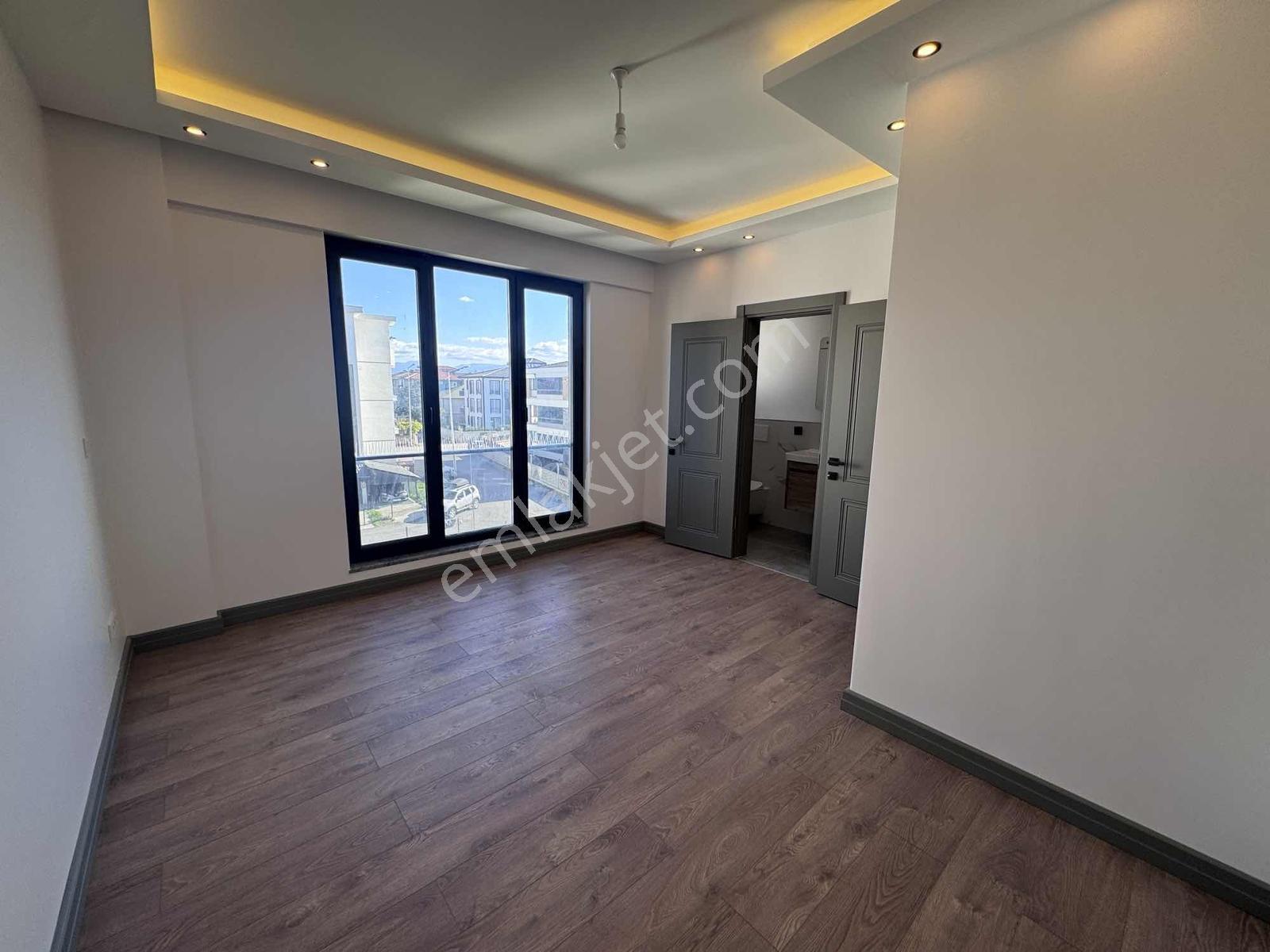 Remax Motto Nilüfer Toka'dan 5+1 İkiz Tripleks Villalar — fotoğraf 34