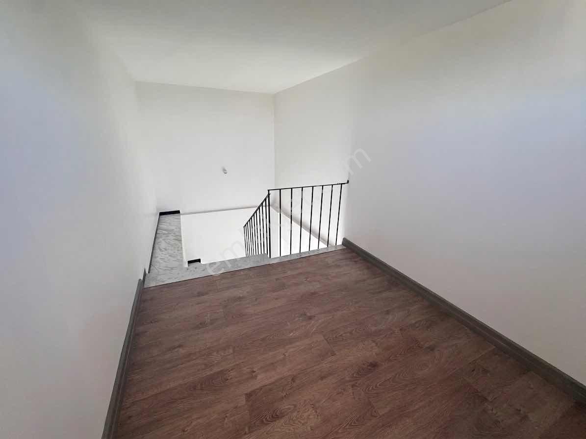 Remax Motto Nilüfer Toka'dan 5+1 İkiz Tripleks Villalar — fotoğraf 39