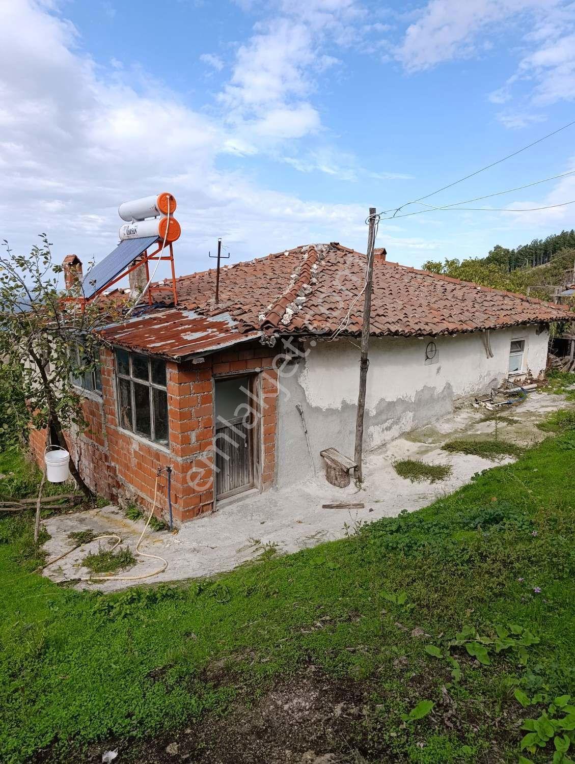Çanakkale Yenice Karadoru Köyü'nde Masrafsız Köy Evi — fotoğraf 2