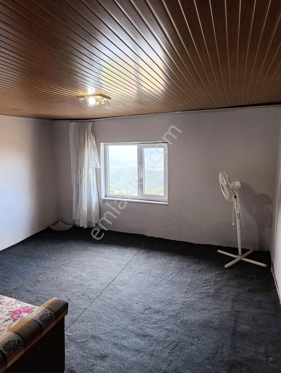 Çanakkale Yenice Karadoru Köyü'nde Masrafsız Köy Evi — fotoğraf 10
