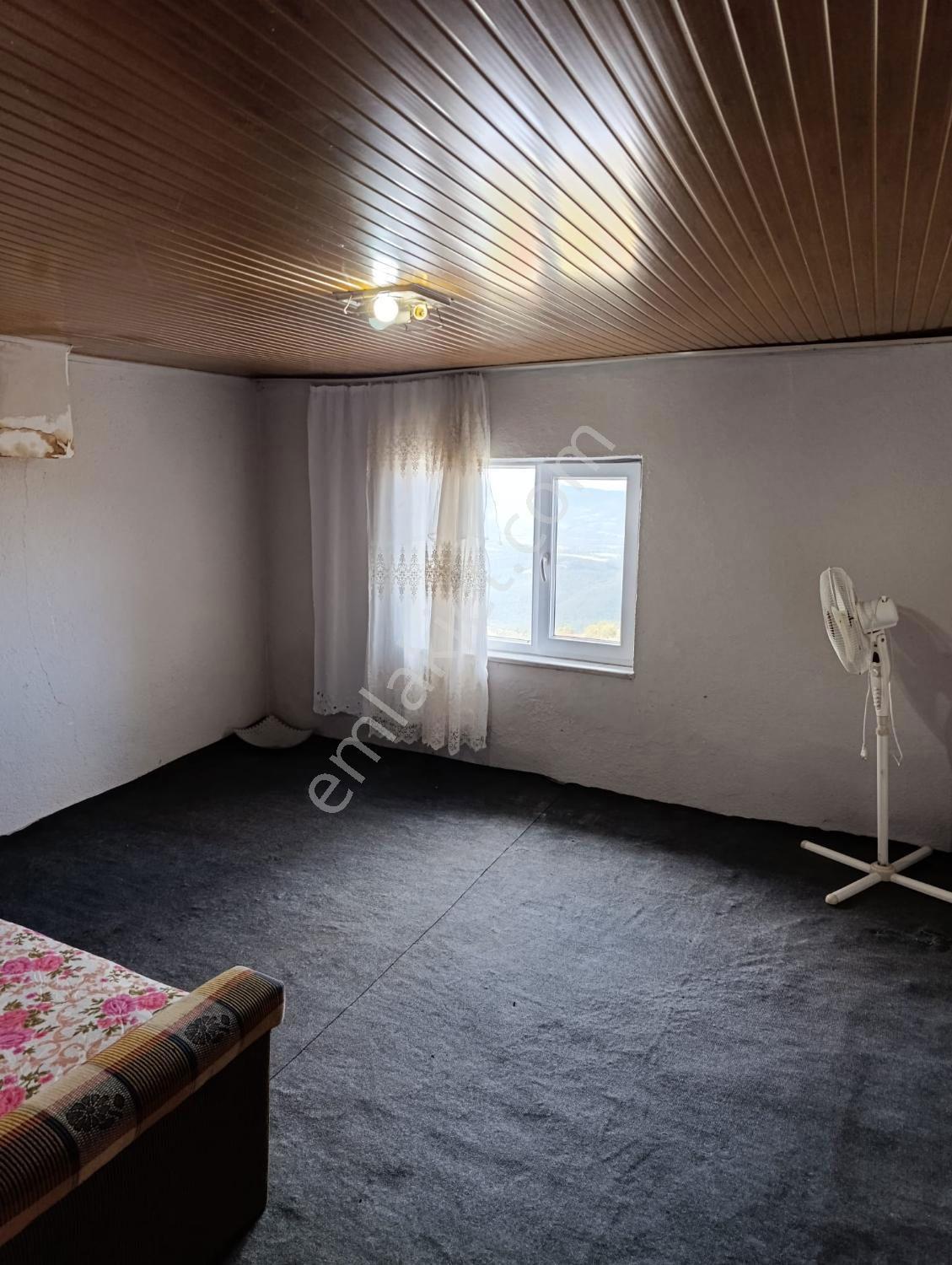 Çanakkale Yenice Karadoru Köyü'nde Masrafsız Köy Evi — fotoğraf 11