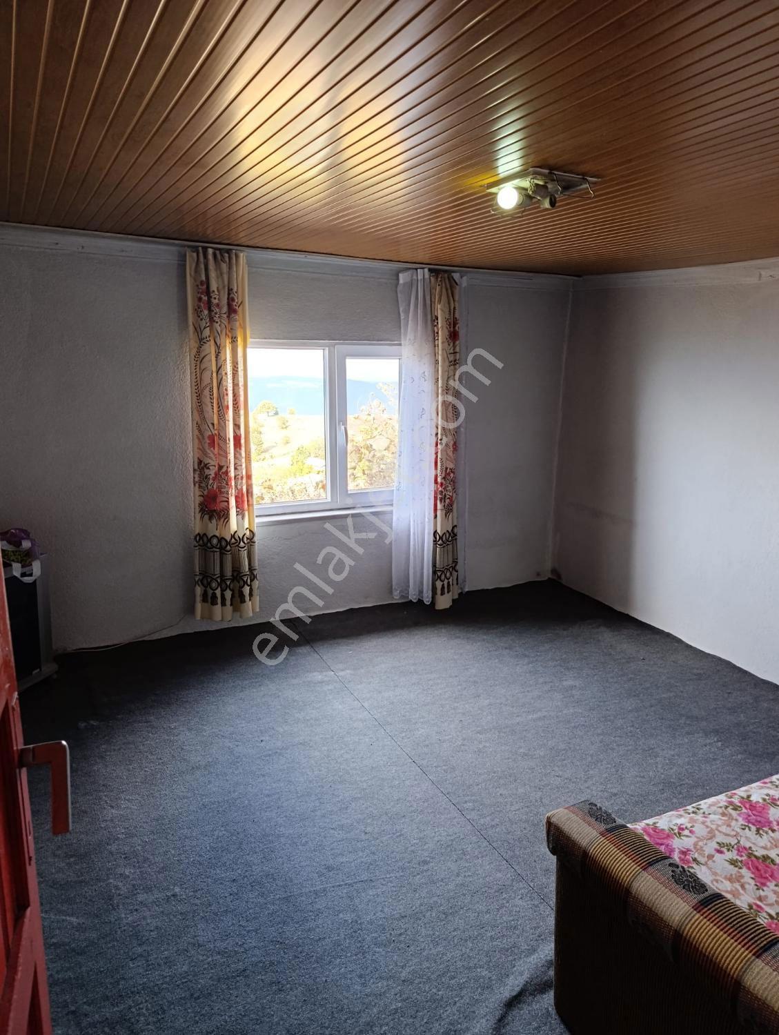 Çanakkale Yenice Karadoru Köyü'nde Masrafsız Köy Evi — fotoğraf 14