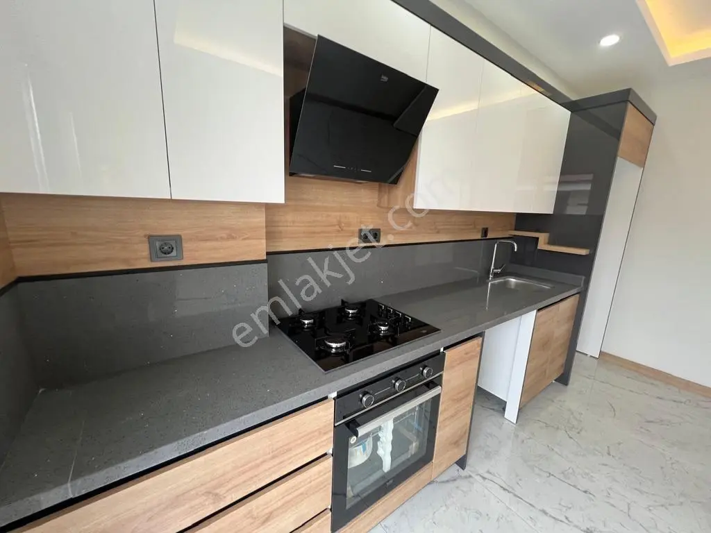 Aras Emlaktan Geniş 4+1 Dubleks Daire — fotoğraf 10