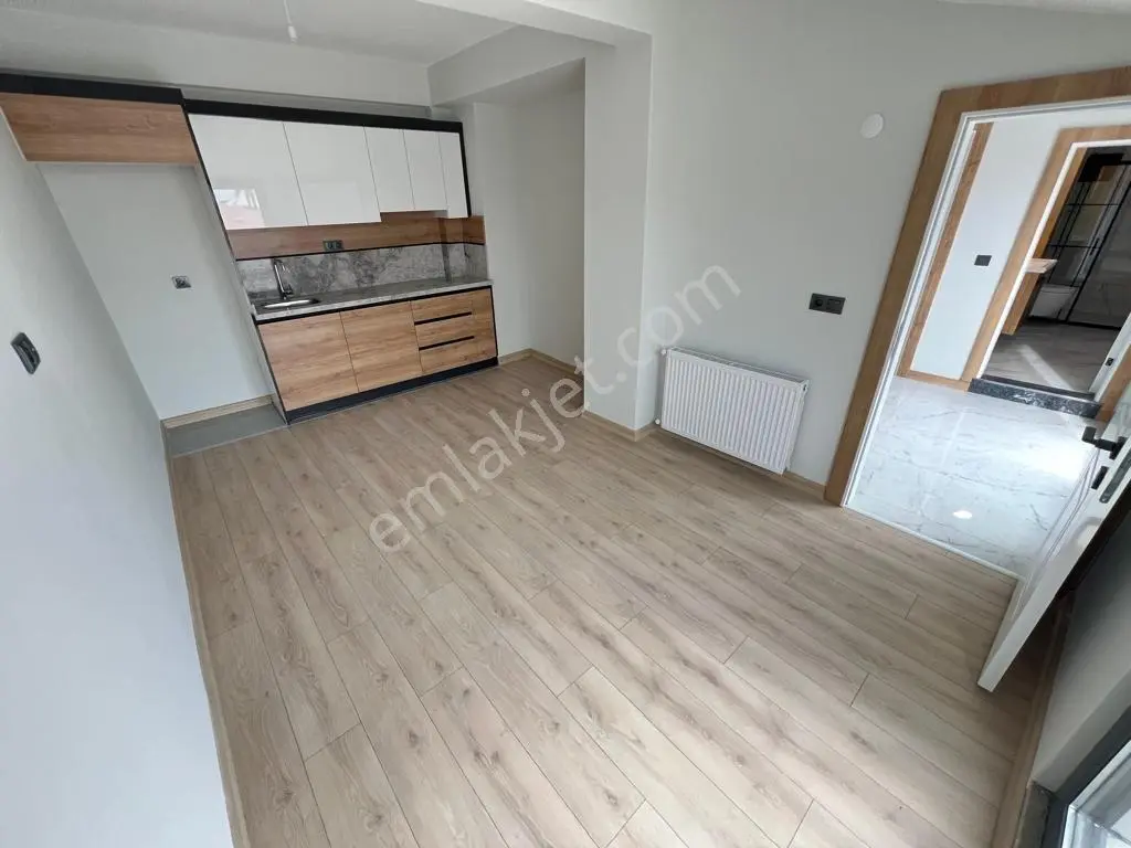 Aras Emlaktan Geniş 4+1 Dubleks Daire — fotoğraf 25