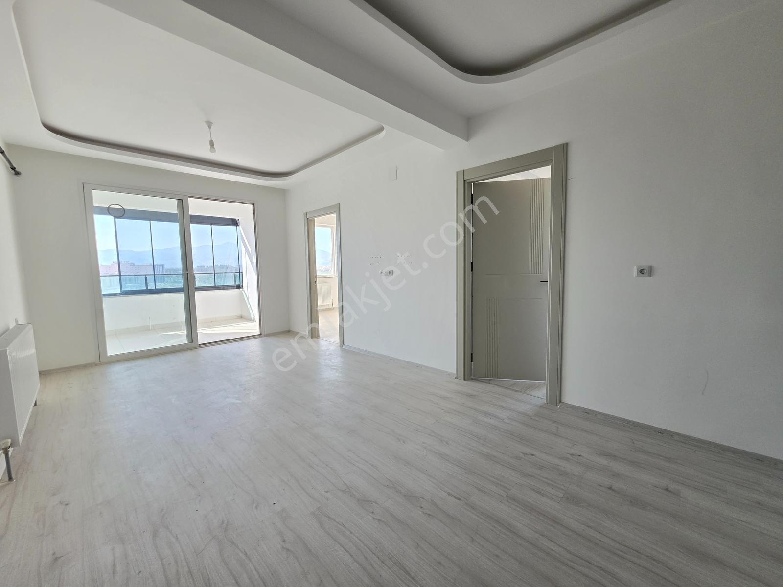 Yüksek Kira Getirisi Üniversite Karşısı Geniş Sıfır Satılık 2+1 — fotoğraf 9