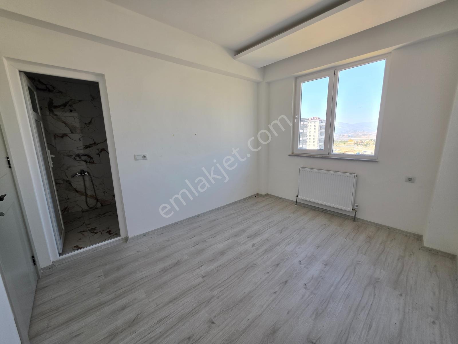 Yüksek Kira Getirisi Üniversite Karşısı Geniş Sıfır Satılık 2+1 — fotoğraf 24