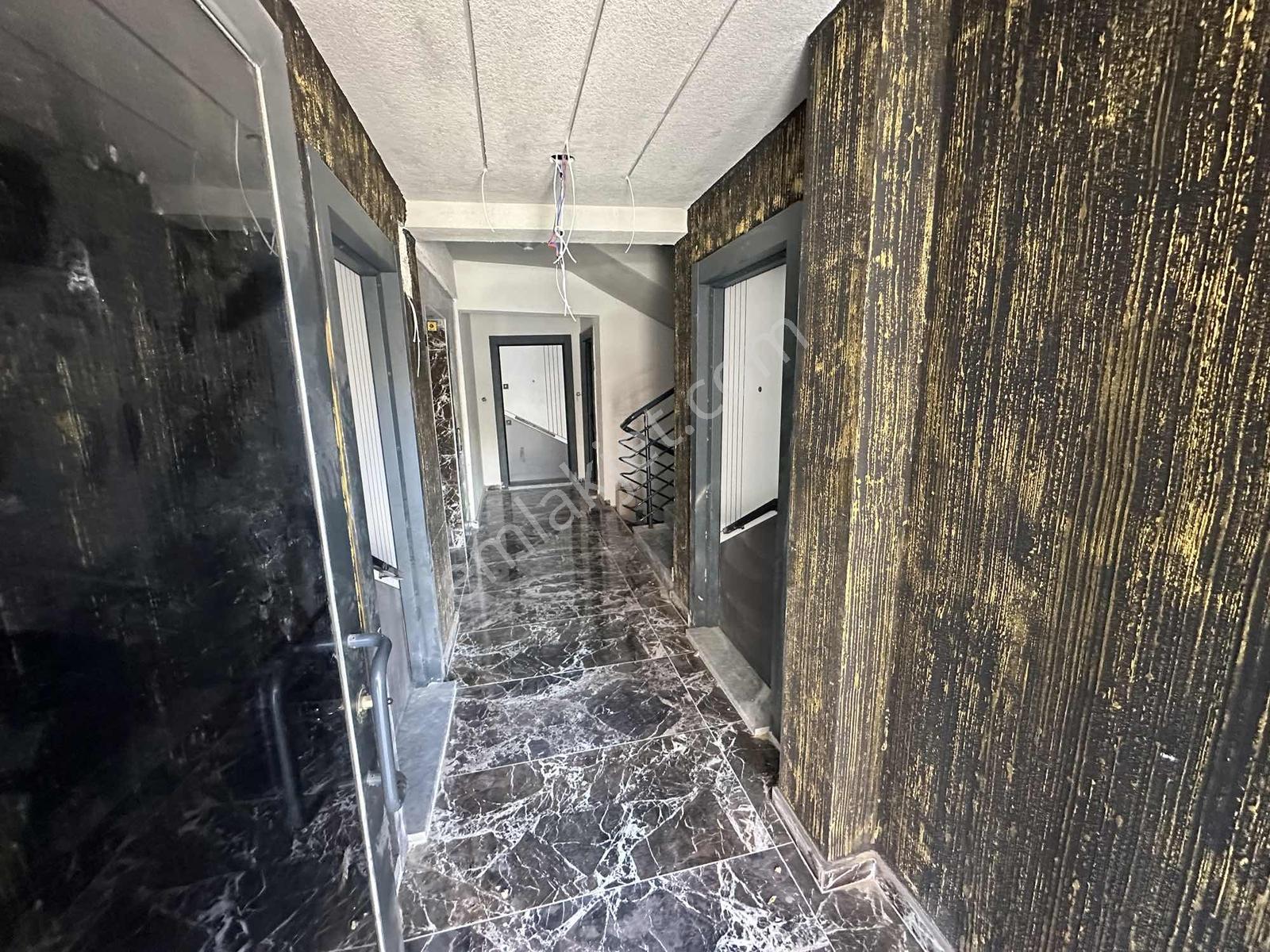20 Temmuz Mah. Adliyeye Arkası Çok Acil 1+1 Satılık Daire — fotoğraf 9