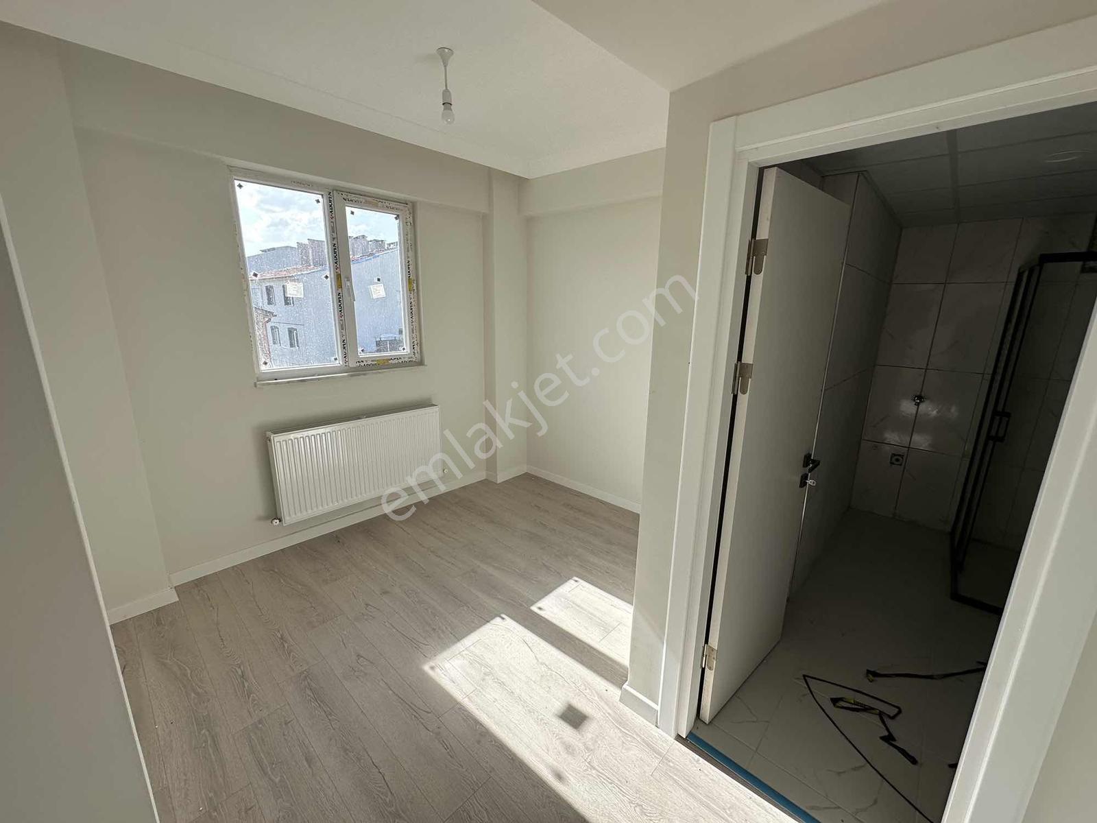 20 Temmuz Mah. Adliyeye Arkası Çok Acil 1+1 Satılık Daire — fotoğraf 24