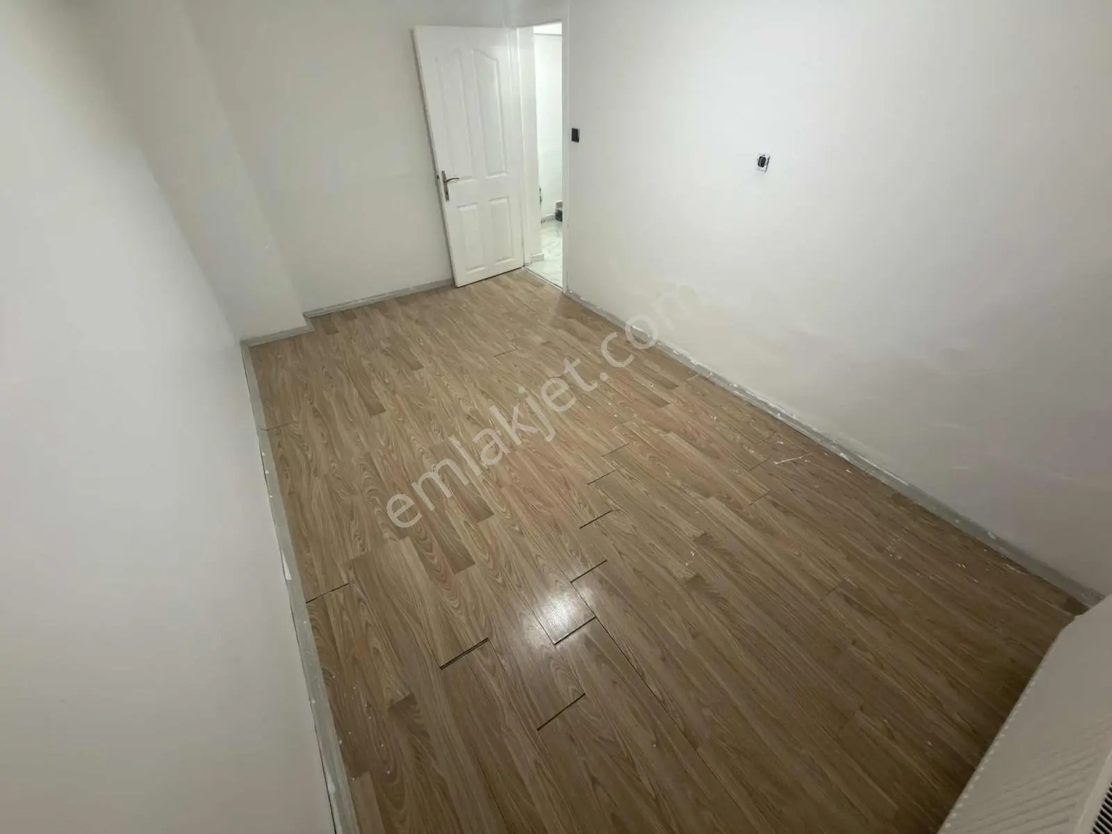 Ayyıldız-mit Yakını 3+1 Satılık Full Yapılı — fotoğraf 18