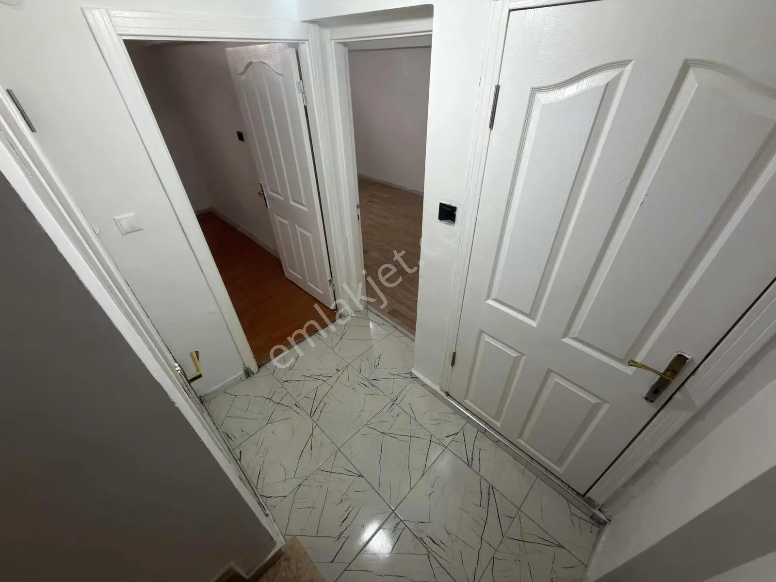 Ayyıldız-mit Yakını 3+1 Satılık Full Yapılı — fotoğraf 26