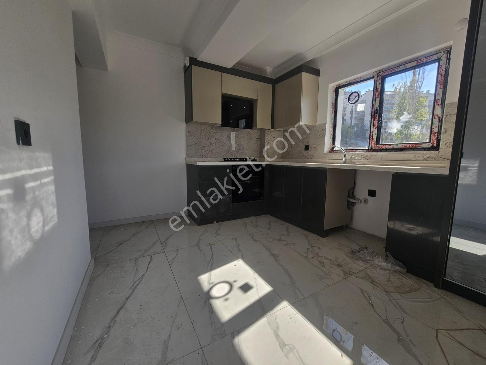 Şimşek Emlak Çankaya Akpınar Mh.konya Yolu Cph 110m2 2.kat 3+1 — fotoğraf 10
