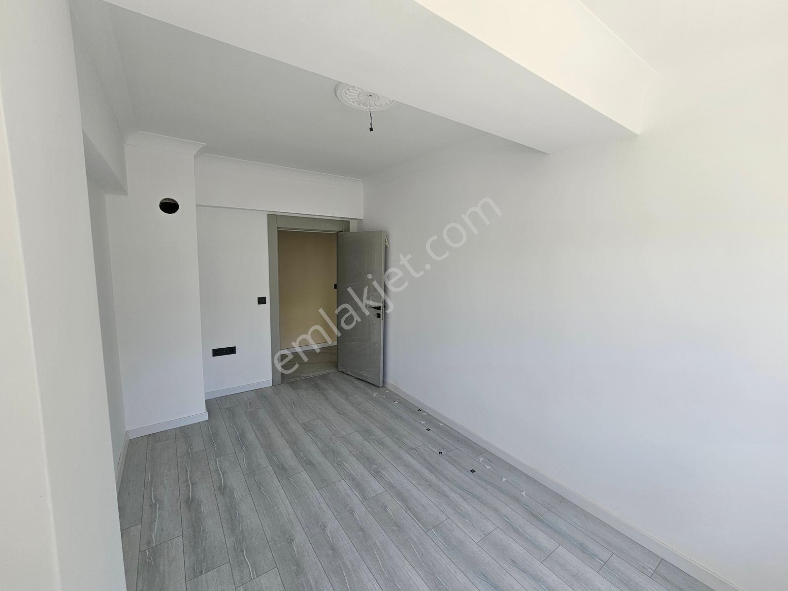 Şimşek Emlak Çankaya Akpınar Mh.konya Yolu Cph 110m2 2.kat 3+1 — fotoğraf 28