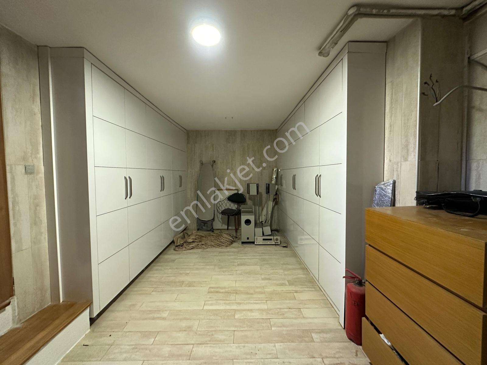 Güzelbahçe Kahramandere Yeşil Ege Sitesinde Satılık Villa — fotoğraf 32