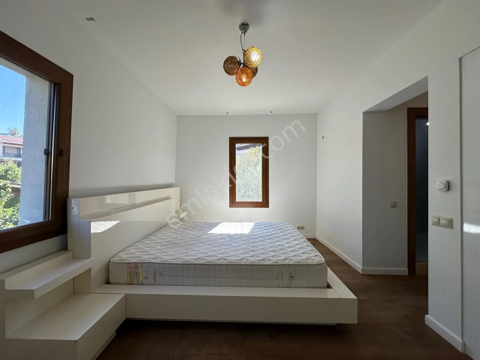 Güzelbahçe Kahramandere Yeşil Ege Sitesinde Satılık Villa — fotoğraf 34