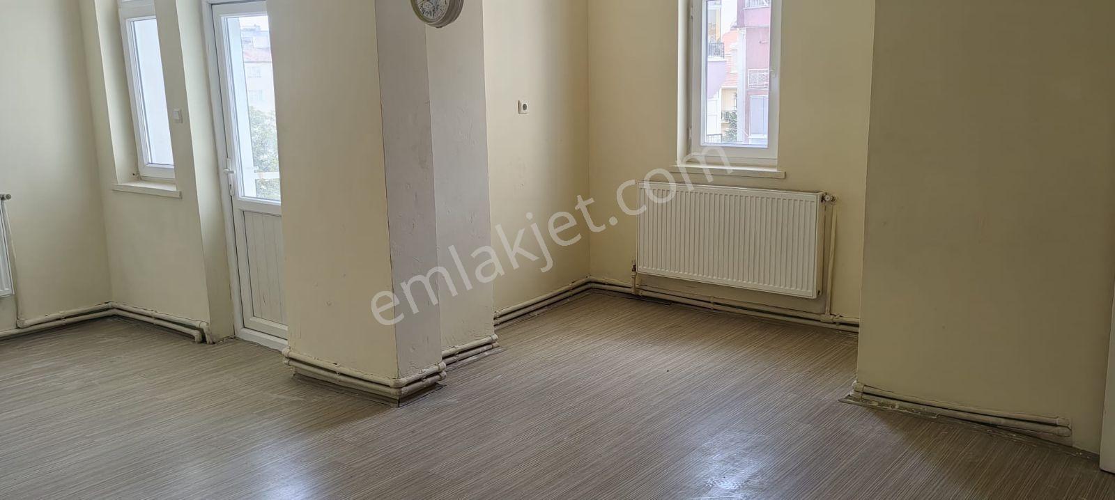 Cacabey İlkokulu Yanında Dubleks Asansörsüz 3+1daire — fotoğraf 24
