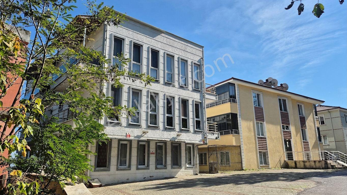 Maltepe Park Yanı 3+1 Ters Dubleks | 3 Wc + 30M² Kış Bahçesi Alanı