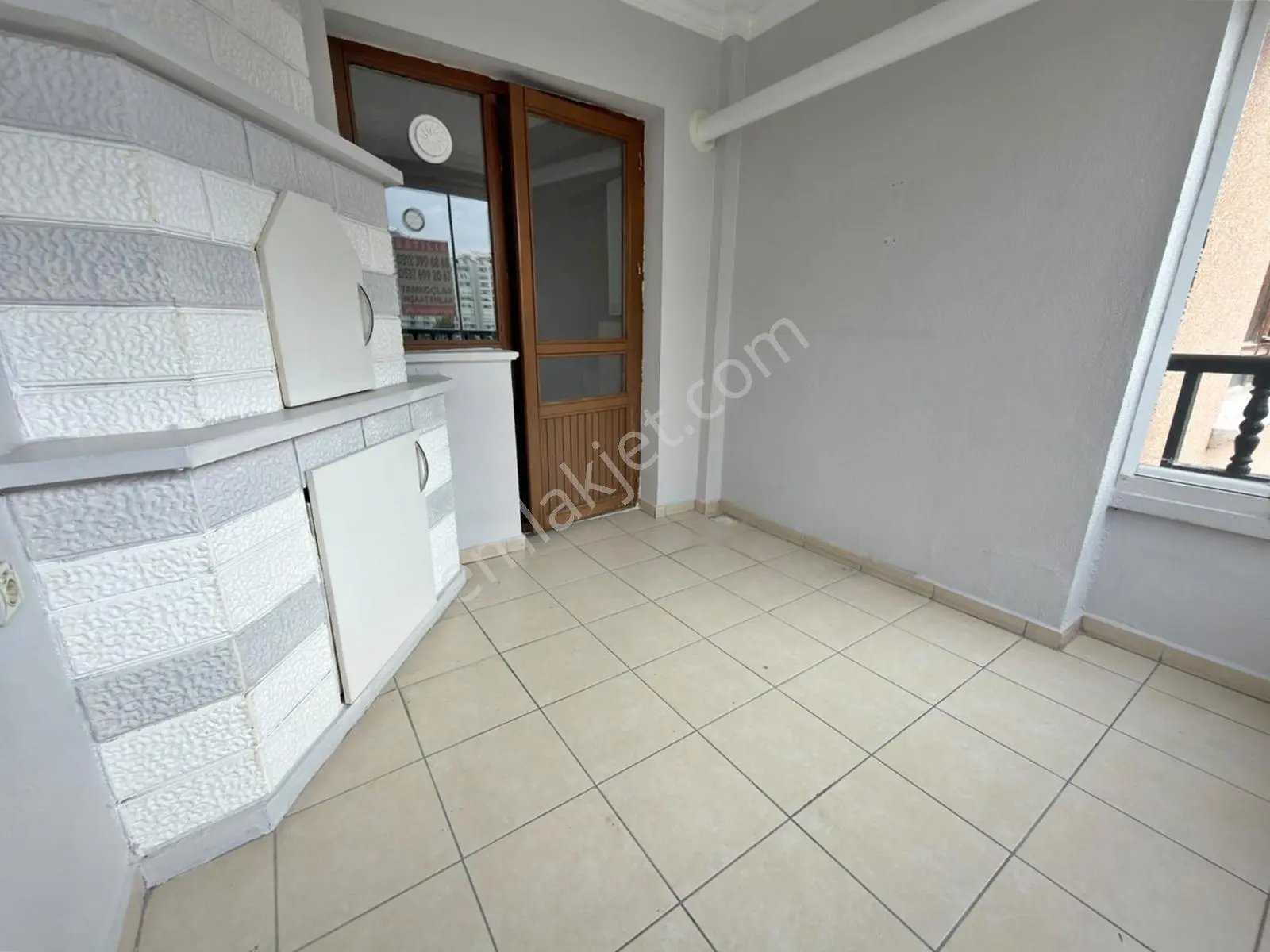 Doğukent Cad Üzeri Kök Tapu Ara Kat Asansörlü 3+1 Satılık Daire — fotoğraf 7