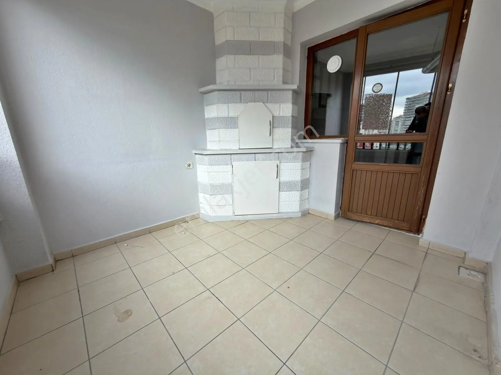 Doğukent Cad Üzeri Kök Tapu Ara Kat Asansörlü 3+1 Satılık Daire — fotoğraf 8