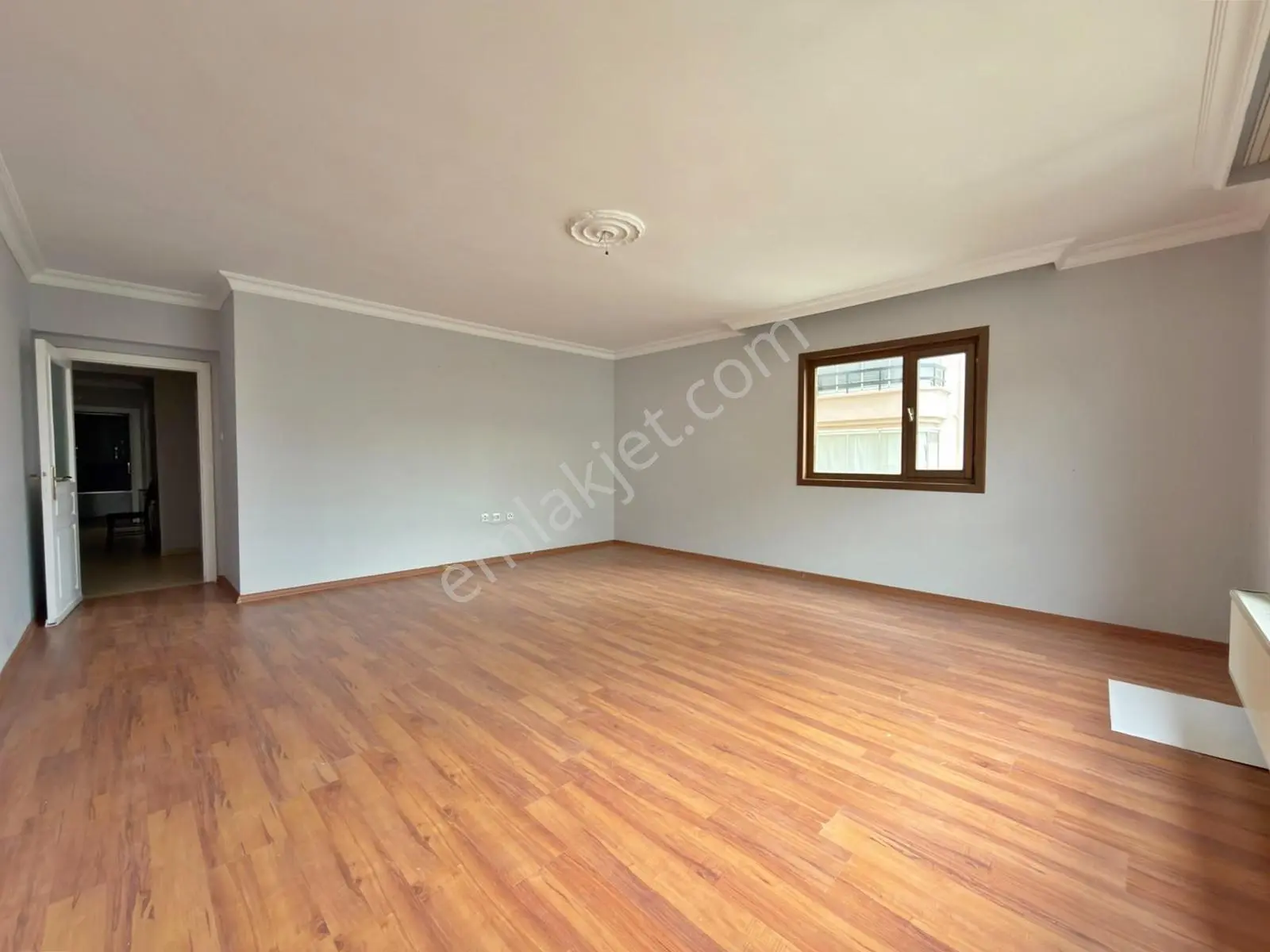 Doğukent Cad Üzeri Kök Tapu Ara Kat Asansörlü 3+1 Satılık Daire — fotoğraf 10