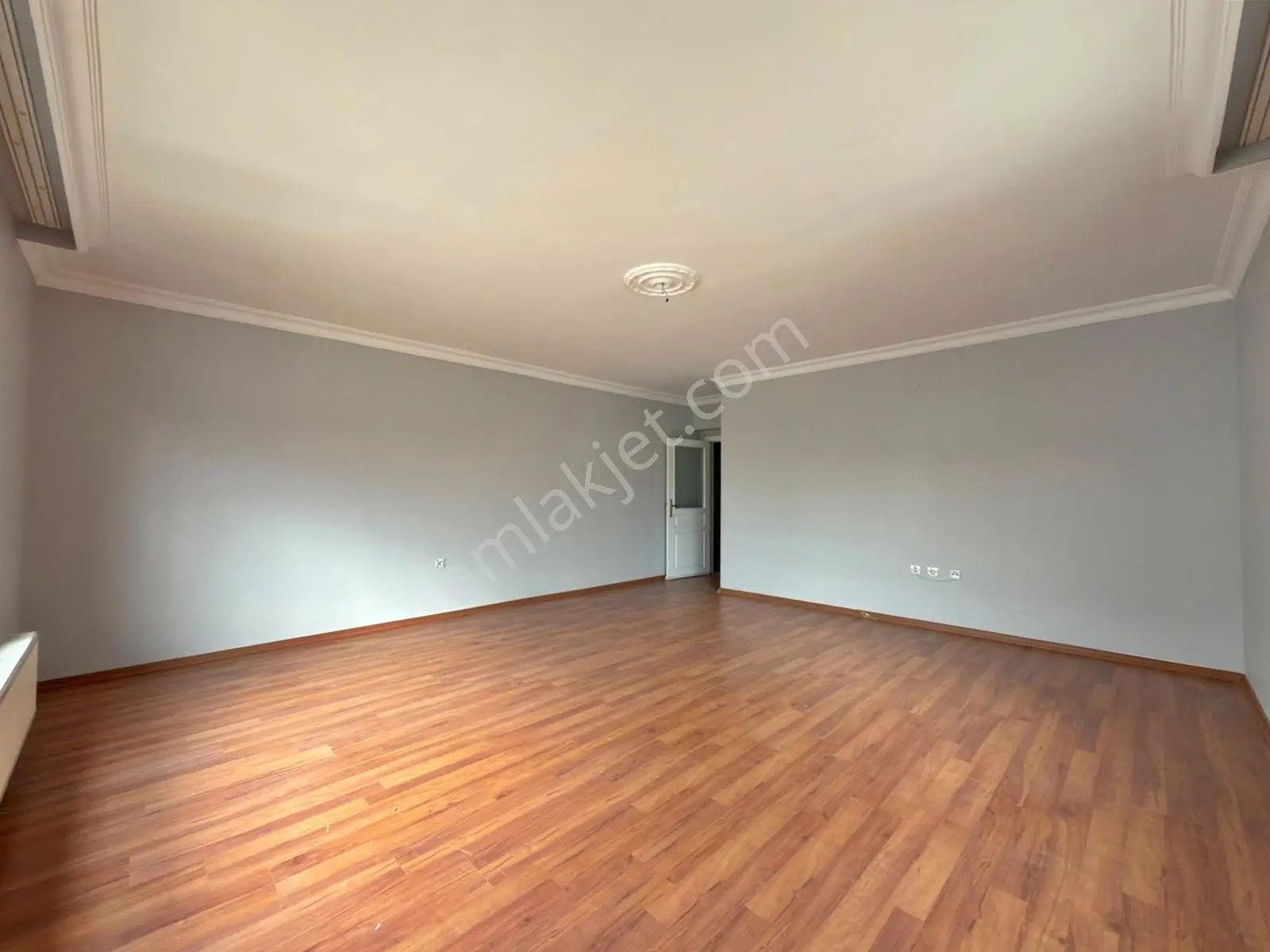 Doğukent Cad Üzeri Kök Tapu Ara Kat Asansörlü 3+1 Satılık Daire — fotoğraf 11