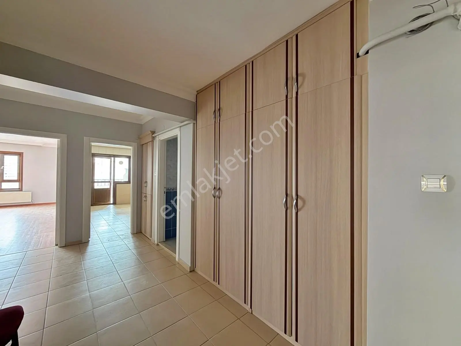 Doğukent Cad Üzeri Kök Tapu Ara Kat Asansörlü 3+1 Satılık Daire — fotoğraf 14