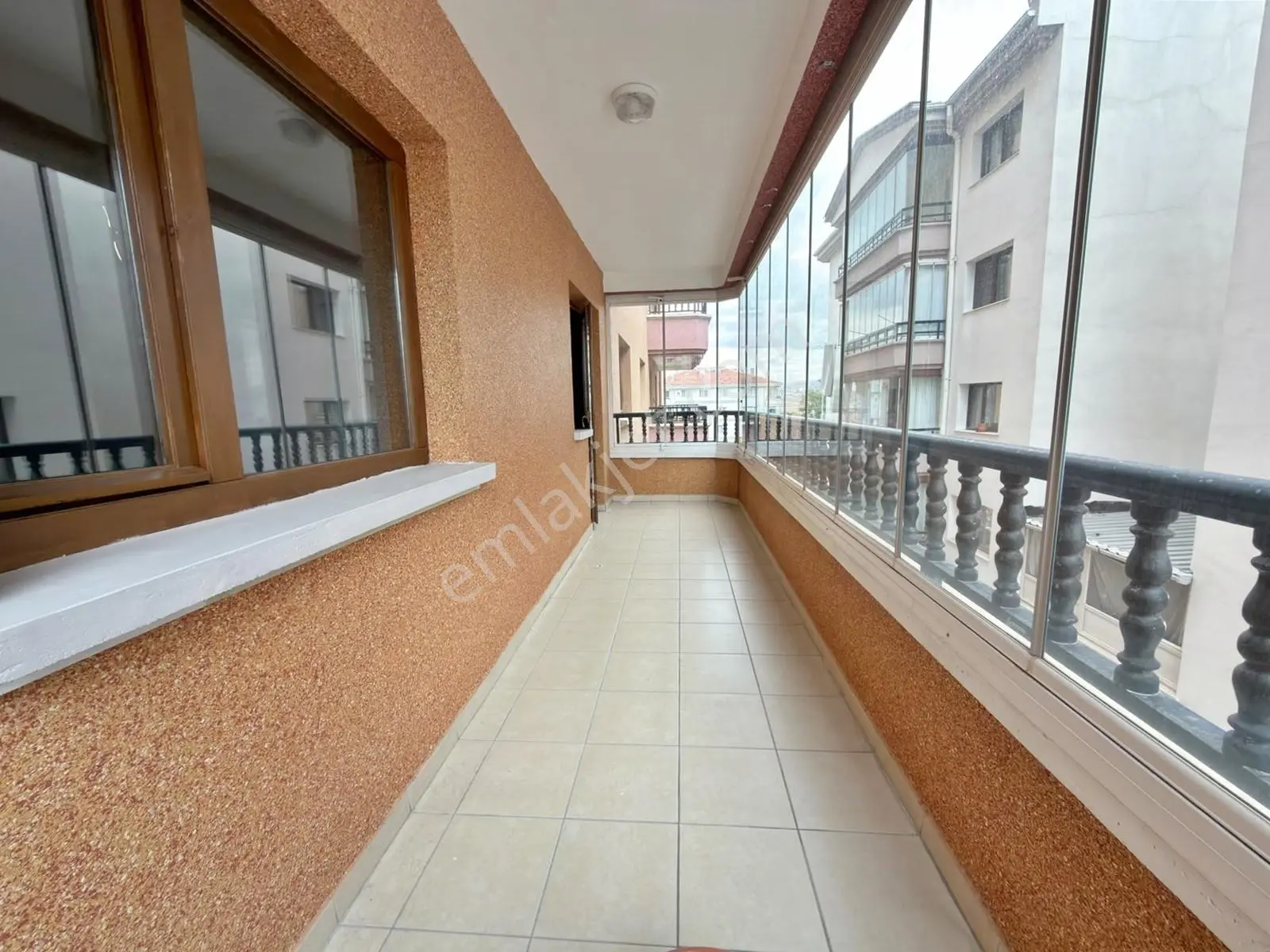 Doğukent Cad Üzeri Kök Tapu Ara Kat Asansörlü 3+1 Satılık Daire — fotoğraf 25