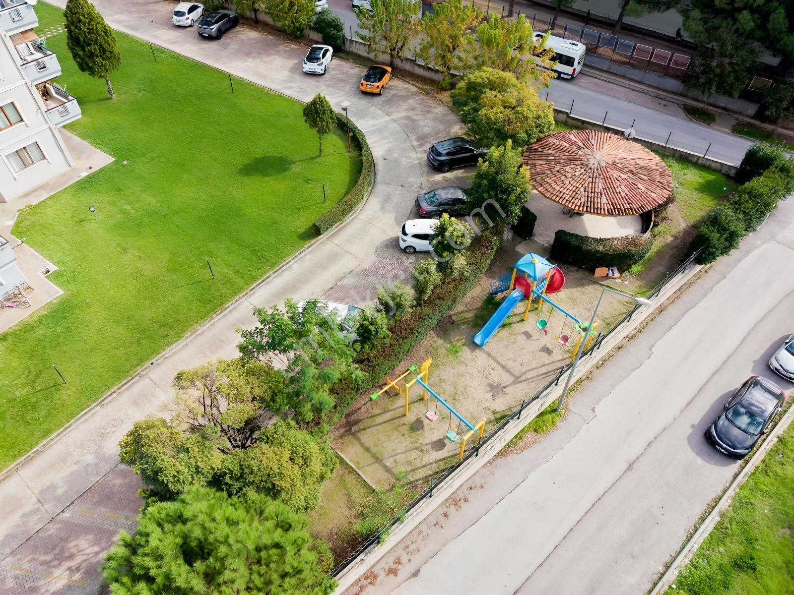 Rw Land Beşevler Kültür Mah Site İçerisin De 3+1 Satılık Daire — fotoğraf 25