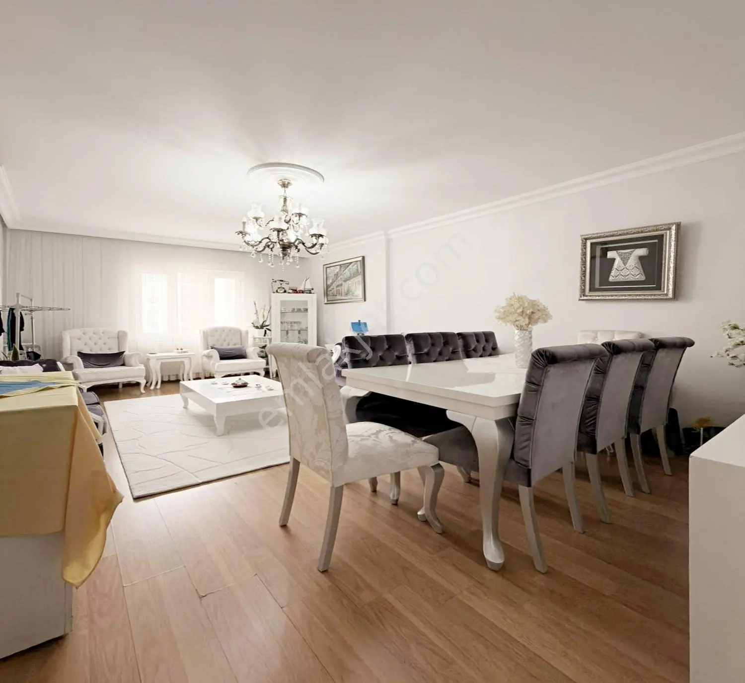 Svpra Yapıdan Barış Mahallesi Ebeveyn Banyolu 3+1 Satılık Daire