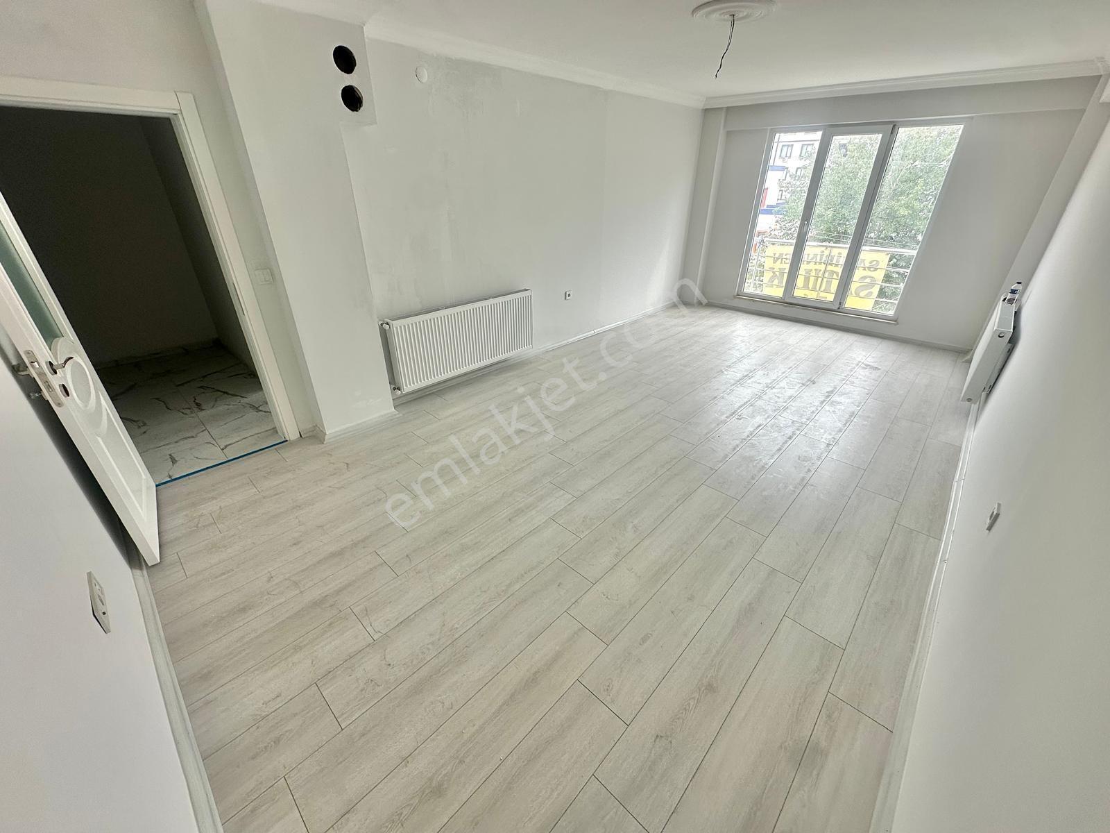 Doradan Edremitte Sıfır Geniş M2 3+1 Ön Cephe Ara Kat Daire — fotoğraf 10