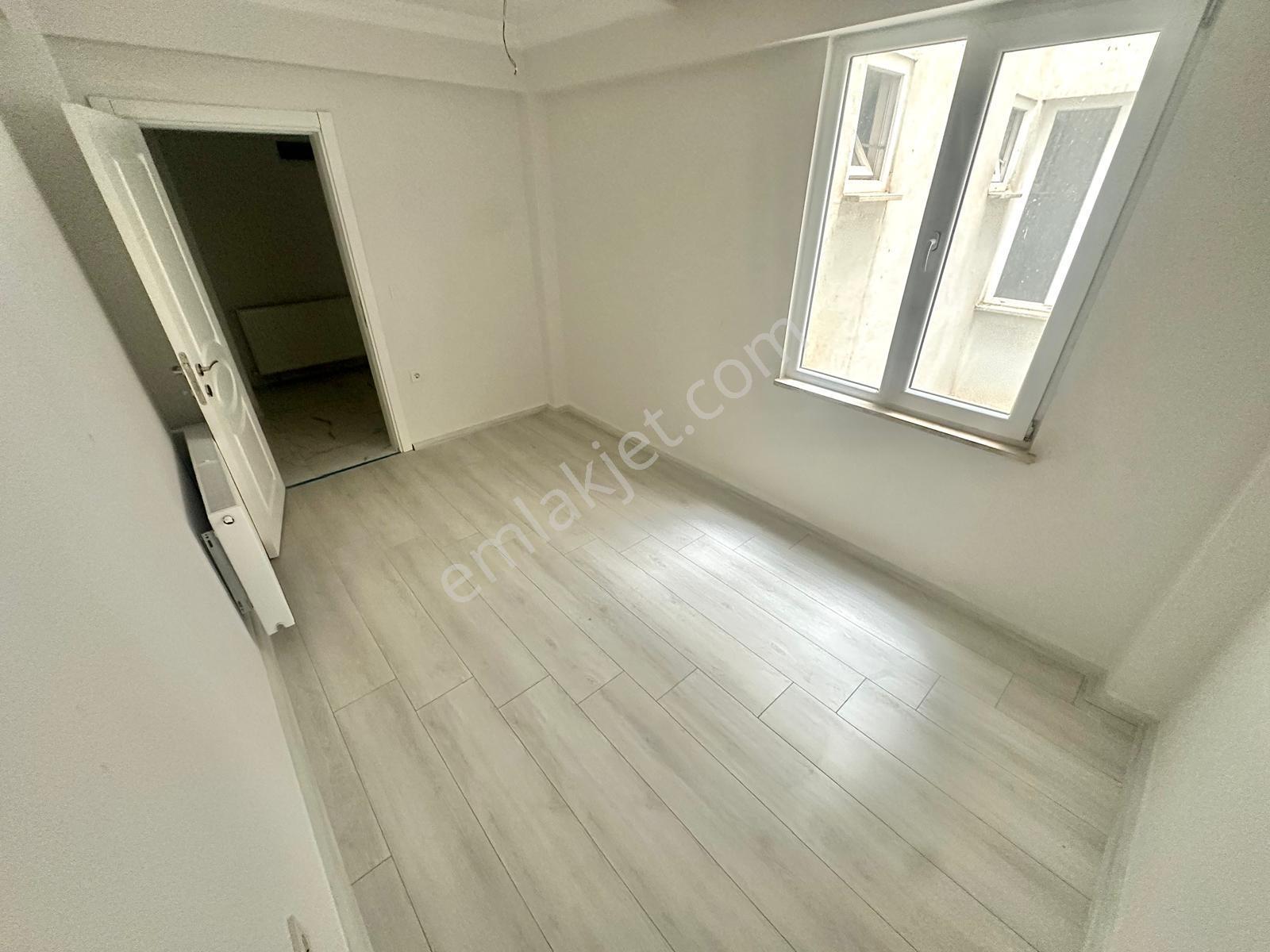 Doradan Edremitte Sıfır Geniş M2 3+1 Ön Cephe Ara Kat Daire — fotoğraf 25