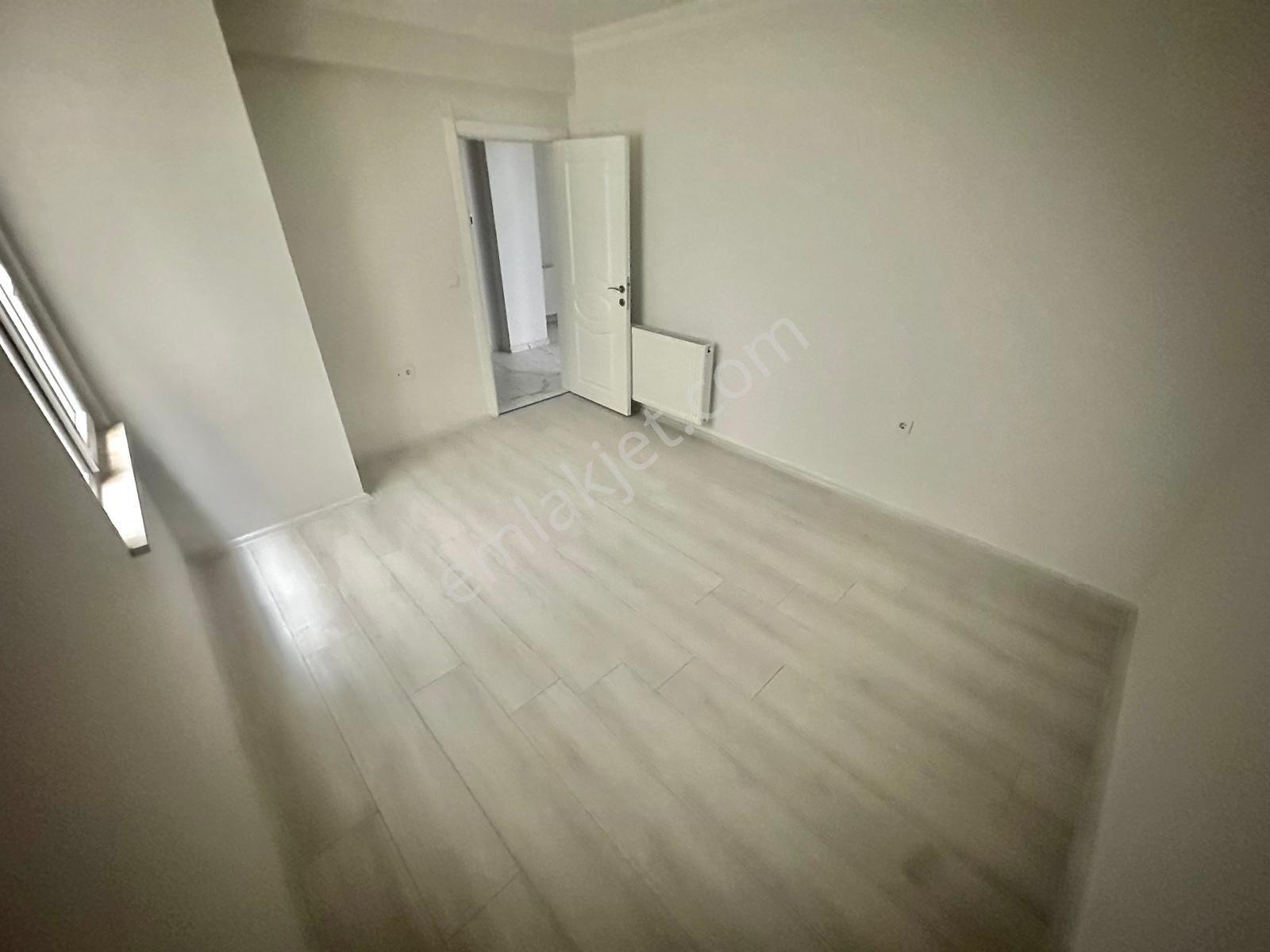 Doradan Edremitte Sıfır Geniş M2 3+1 Ön Cephe Ara Kat Daire — fotoğraf 28