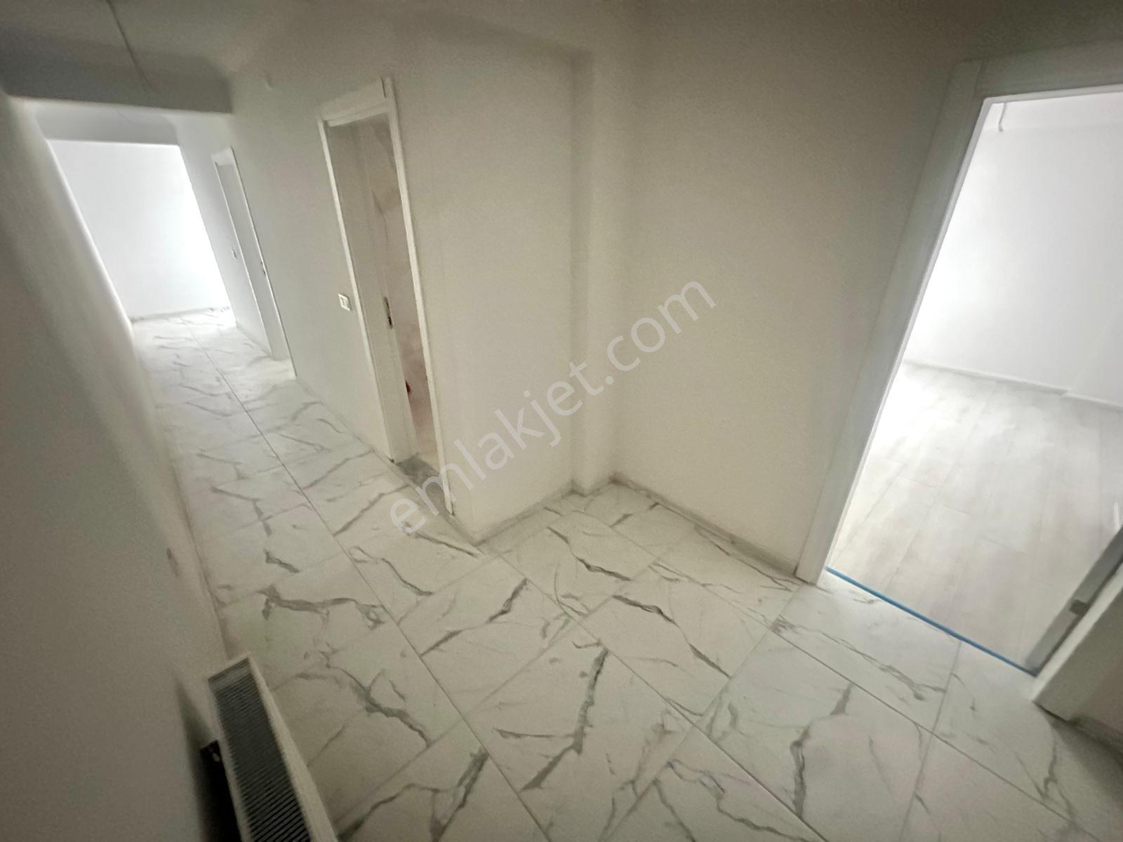 Doradan Edremitte Sıfır Geniş M2 3+1 Ön Cephe Ara Kat Daire — fotoğraf 29